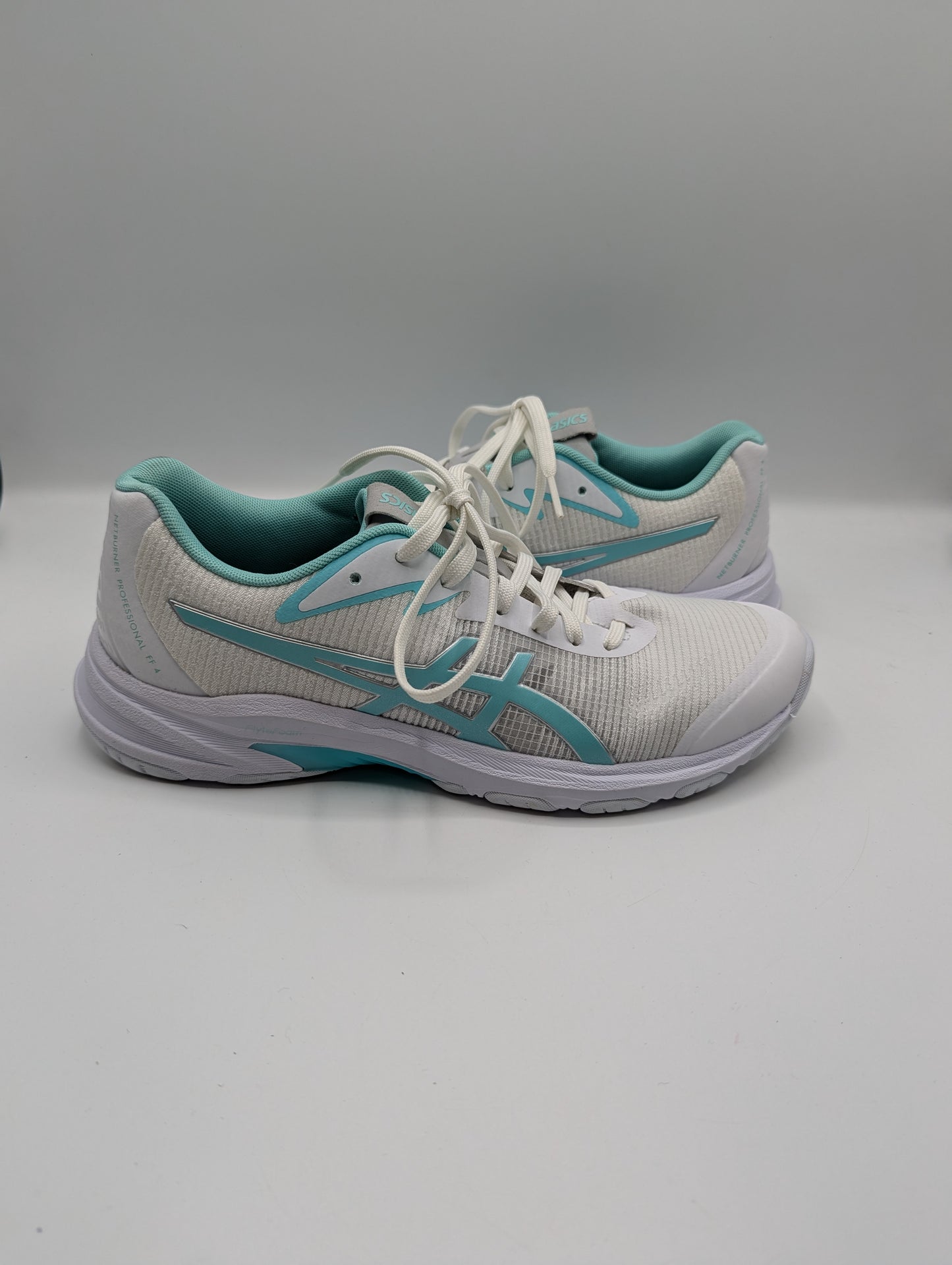 Asics NETBURNER PROFESSIONAL FF 4 Women’s Netball Shoes - White/Illuminate Mint