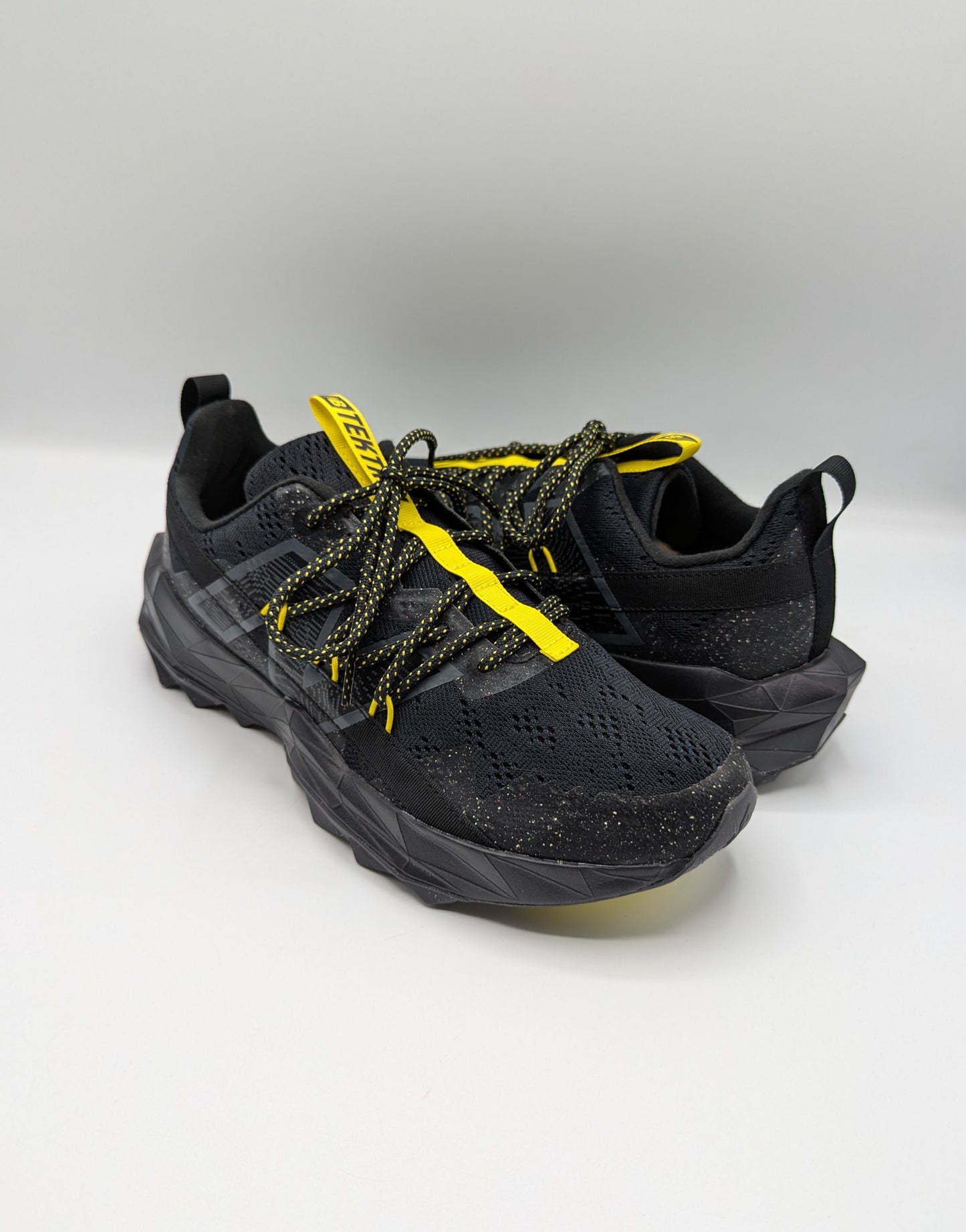 New Balance Tektrel Mens Trainers - Black