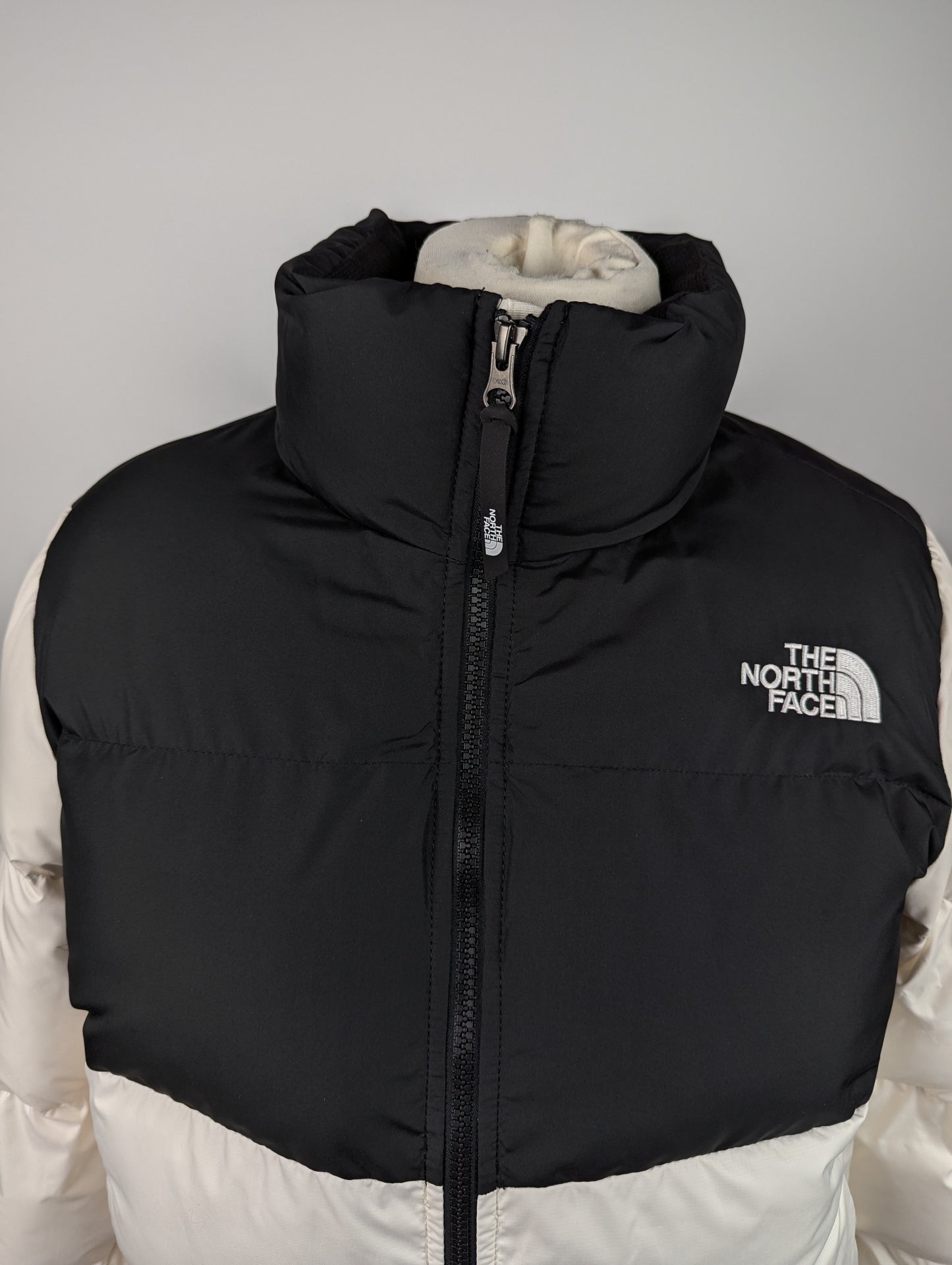 The North Face Saikuru Jacket - White / Black