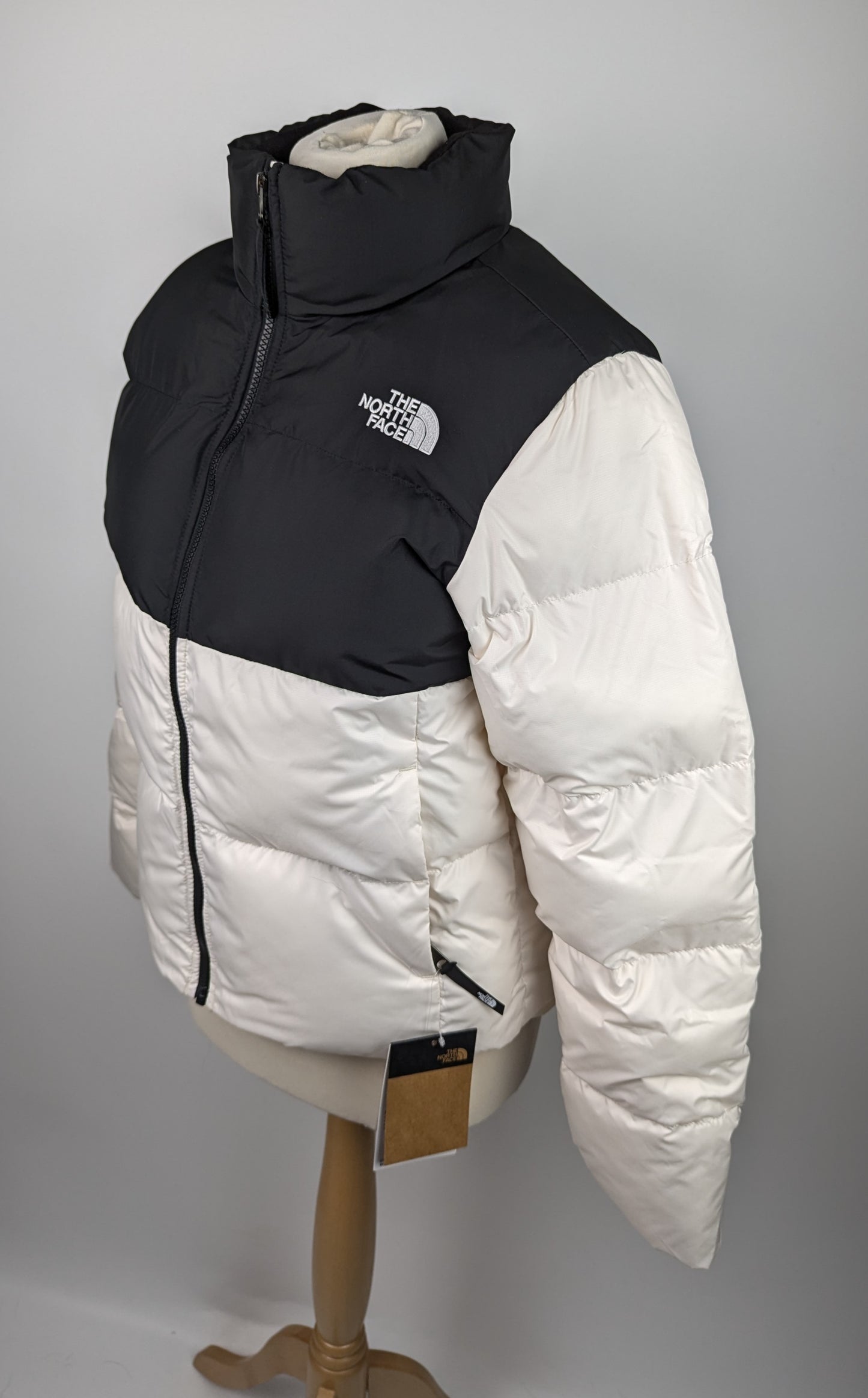 The North Face Saikuru Jacket - White / Black
