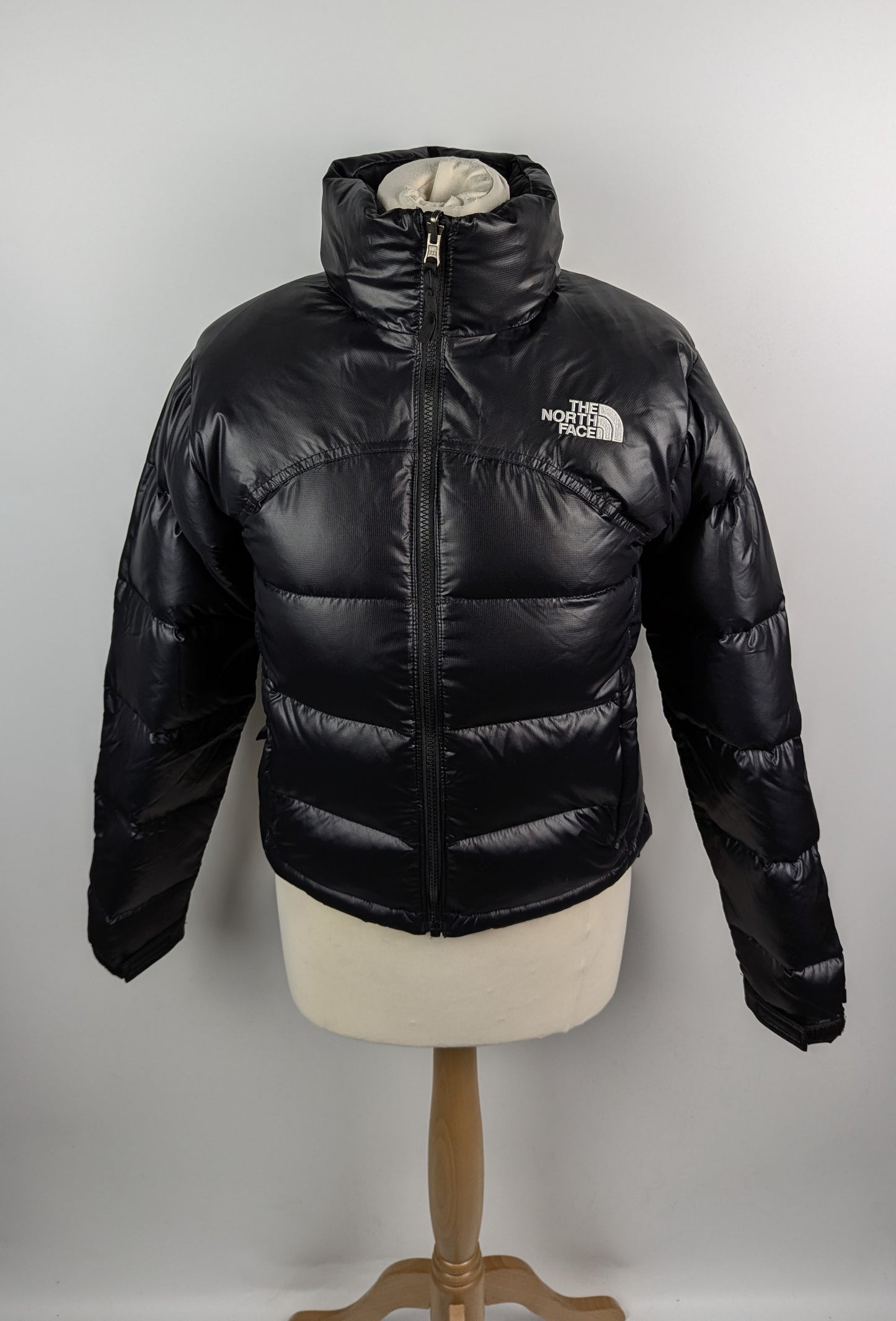 THE NORTH FACE 1996 Retro Nuptse Crop Jacket - Black