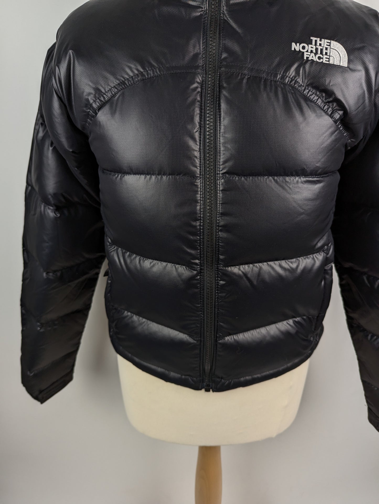 THE NORTH FACE 1996 Retro Nuptse Crop Jacket - Black