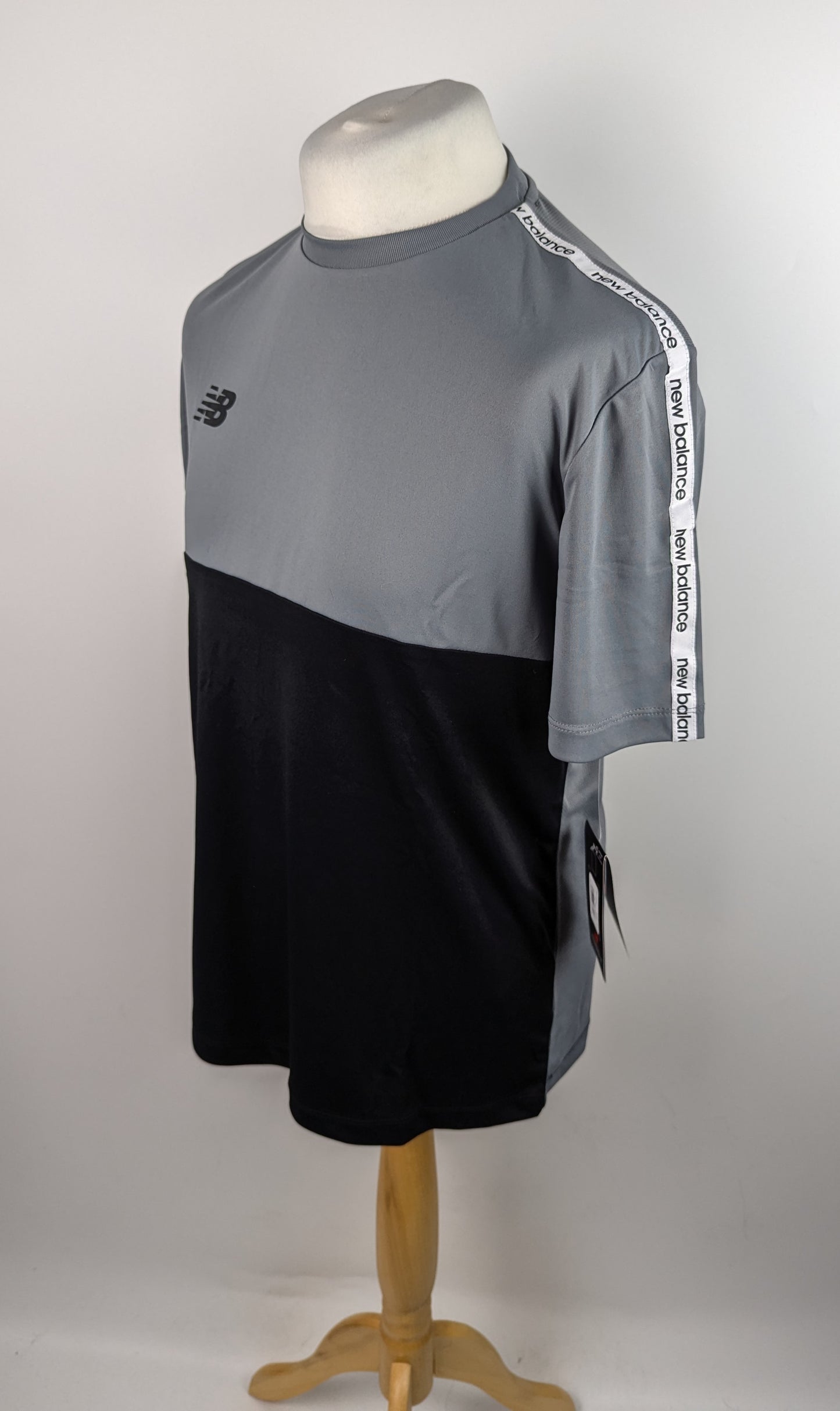 New Balance Mens Gym Top - Grey / Black