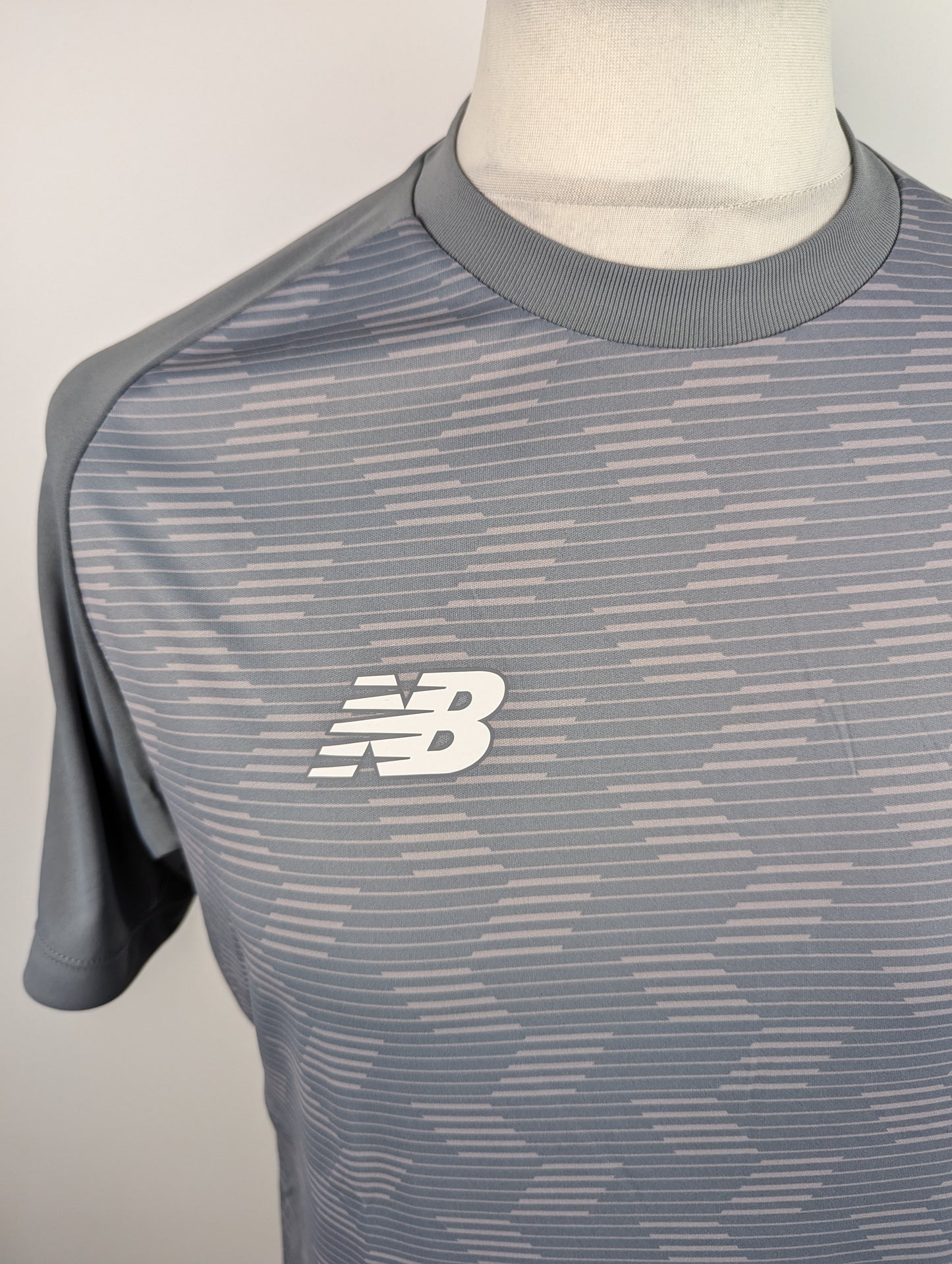 New Balance Mens Gym Top - Grey