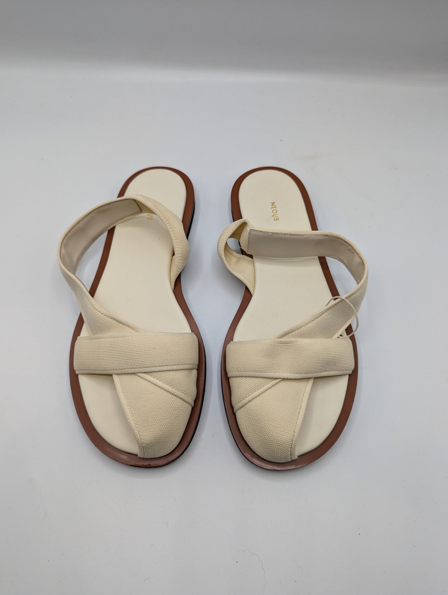 Neous Womens Ogma Flat Sandals - Cream