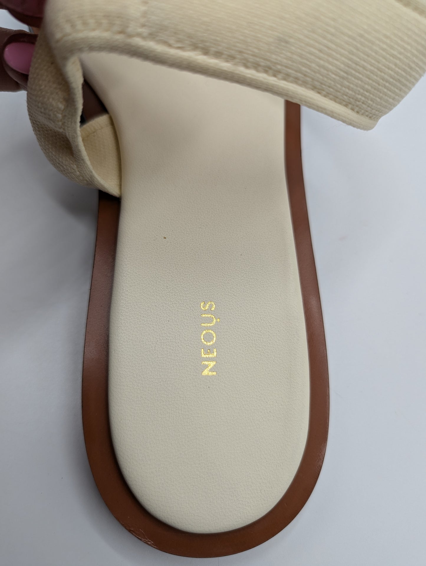 Neous Womens Ogma Flat Sandals - Cream