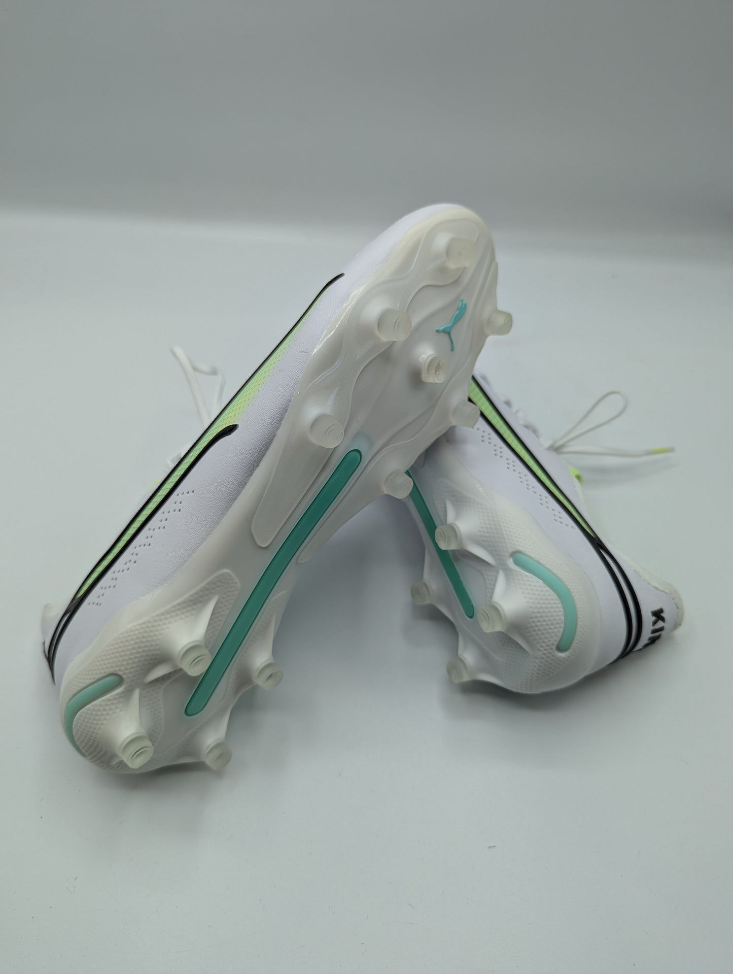 Puma King .1 Firm Ground Football Boots Junior- White / Yellow