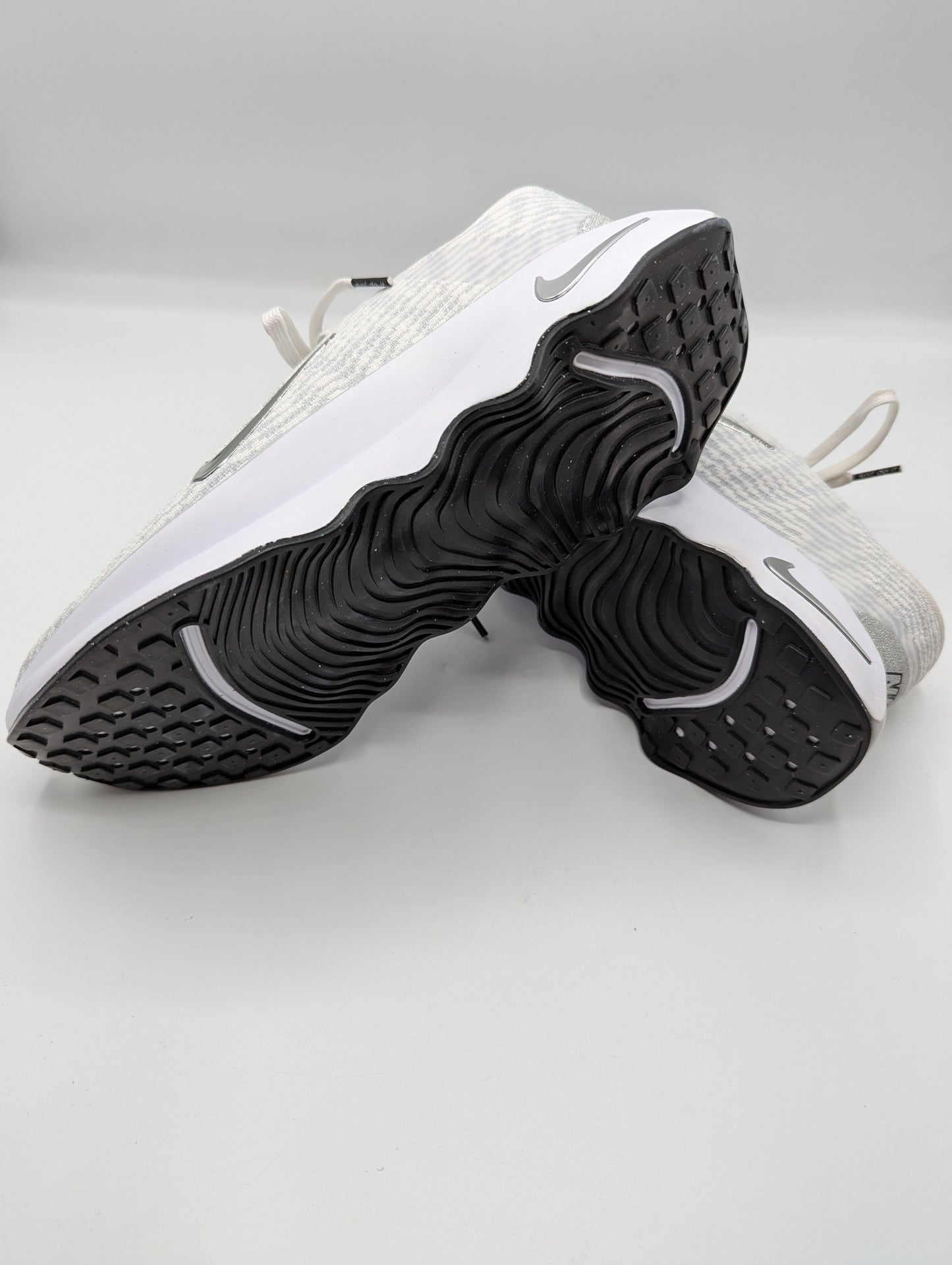 Nike Motiva Women's Walking Shoes -White