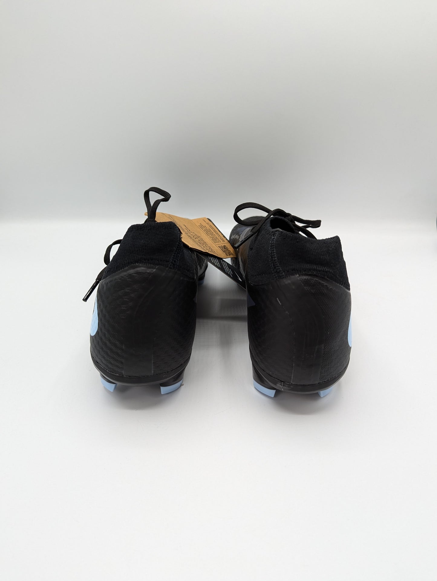 Nike Phantom 6 Academy Adults Firm Ground Football Boots - Black