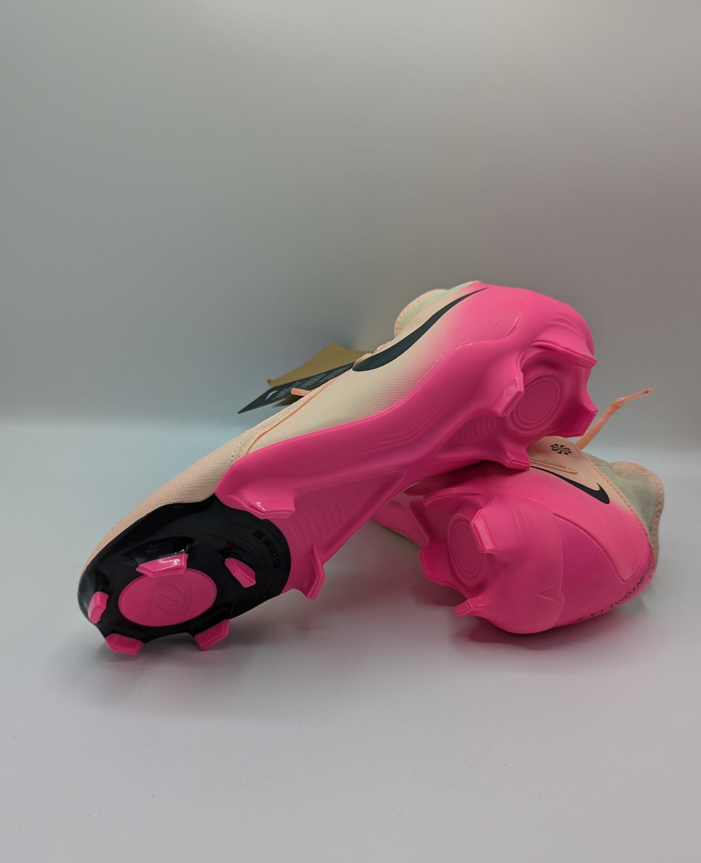 Nike Phantom Luna II Academy Firm Ground Football Boots - Orange / Pink