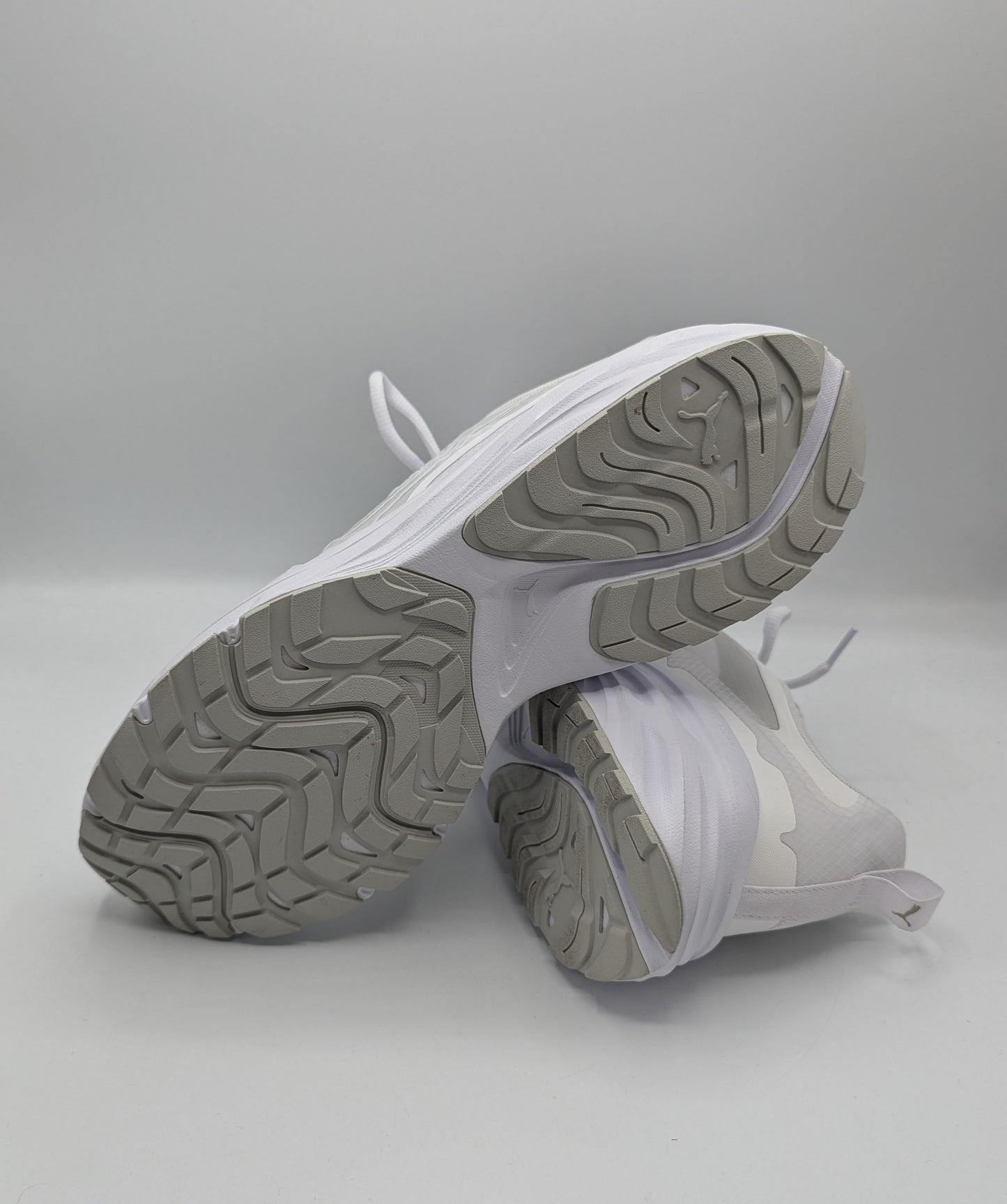 Puma Hypnotic Tech Runners Mens - White