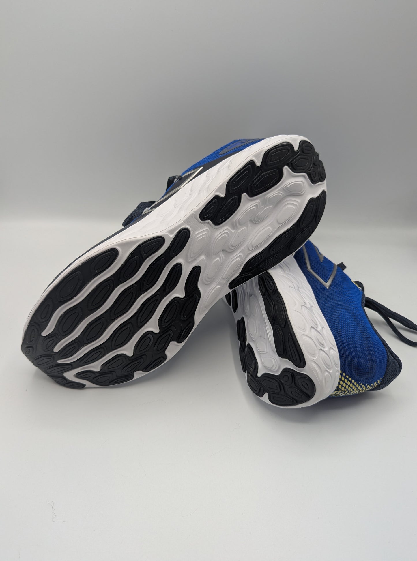 New Balance Fresh Foam 680 v8 Mens Running Shoe - Blue