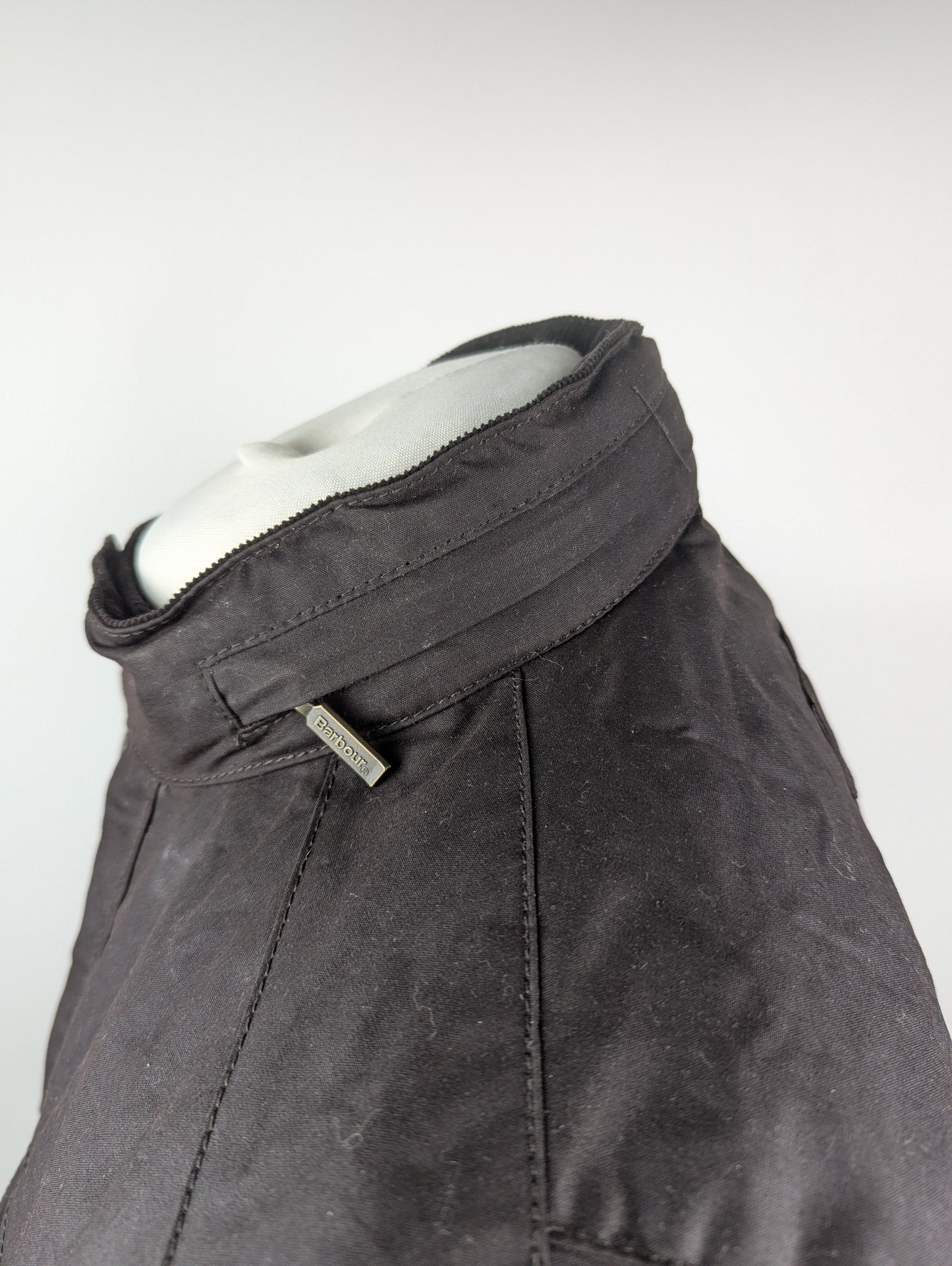 Barbour Men's Corbridge Water Resistant Waxed Tailored Fit Wax Jacket - Rustic (Brown)