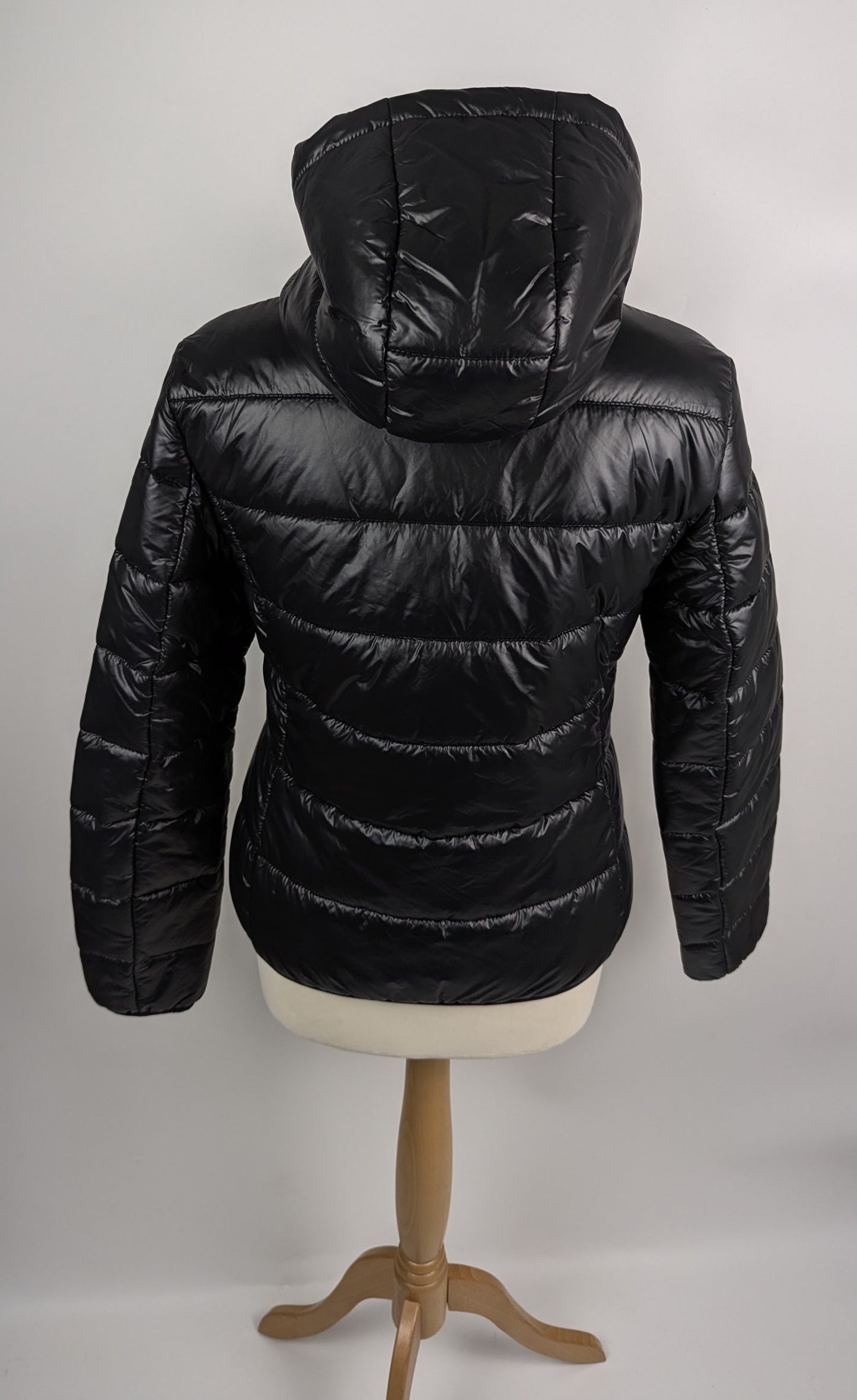 Hugo Women's Famara Down Hooded Short Puffer Jacket - Black