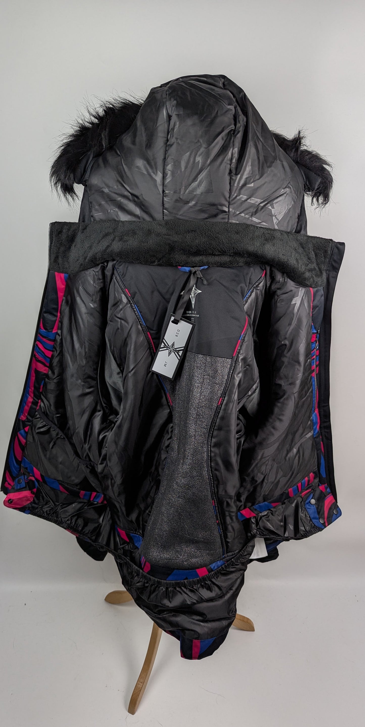 DARE2B X JULIEN MACDONALD Mastery Ski Jacket - Black