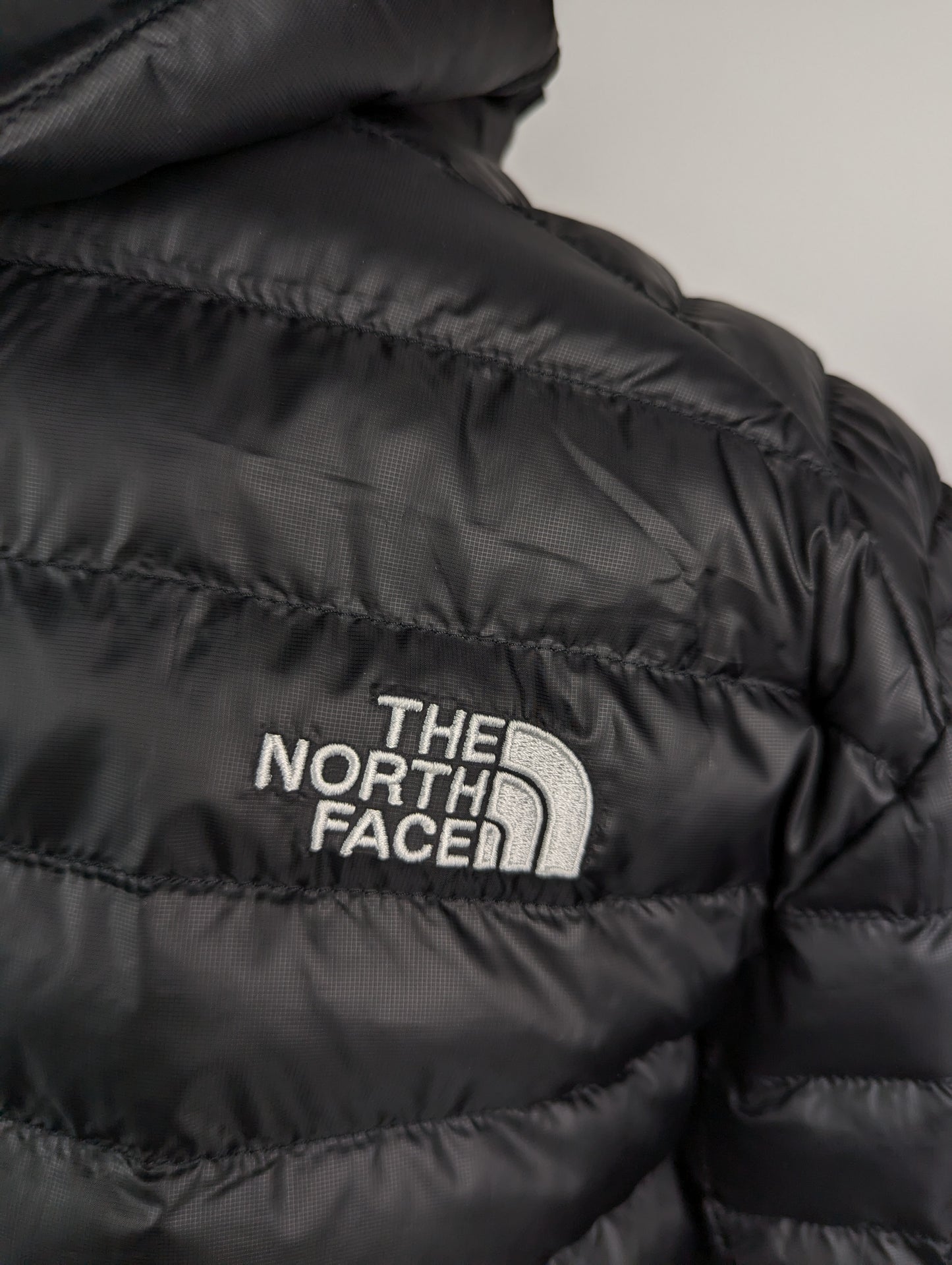 The North Face Mens Huila Insulation Hooded Jacket - Black