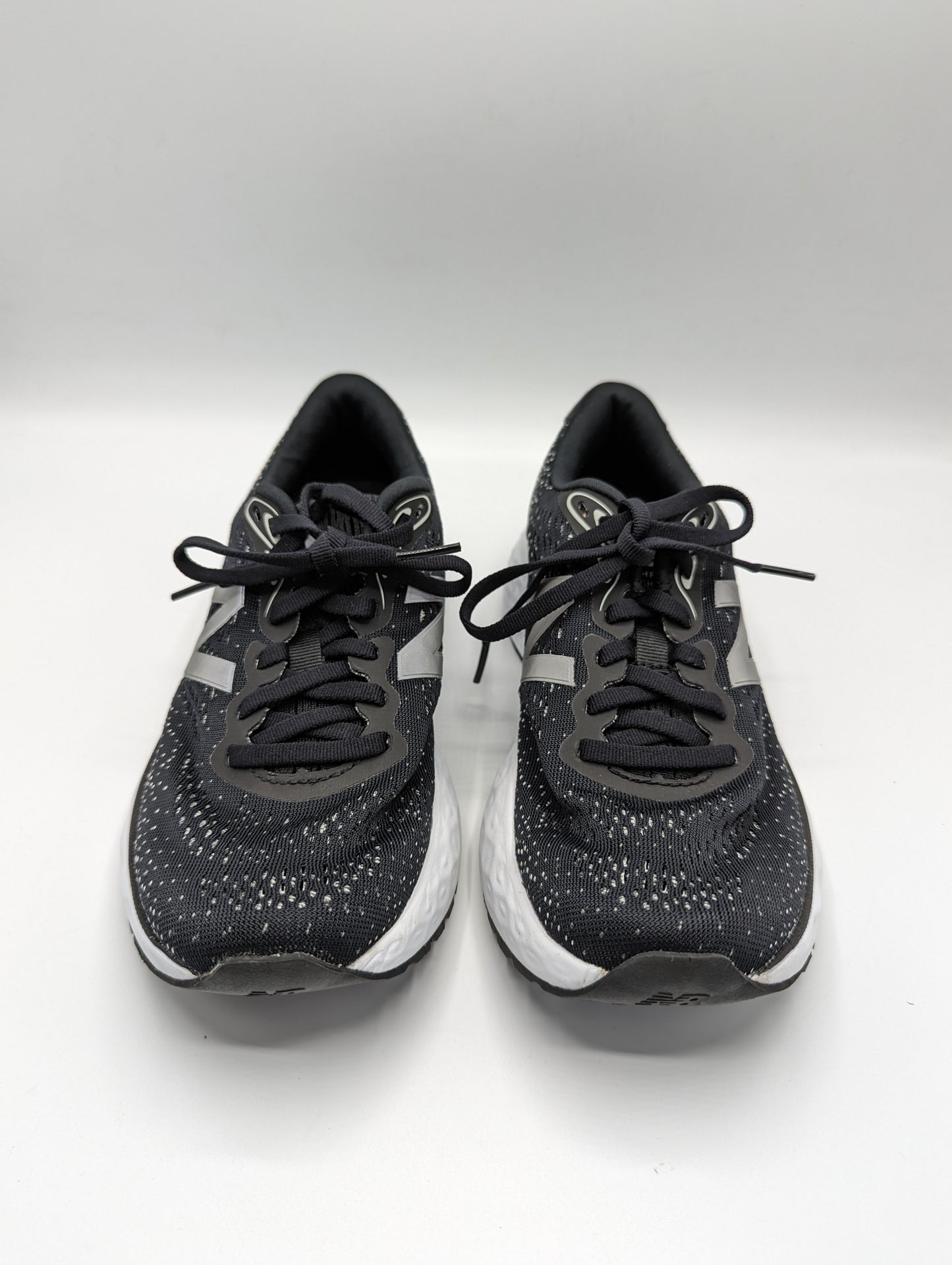 New Balance Women's running shoes fresh foam higher - Black