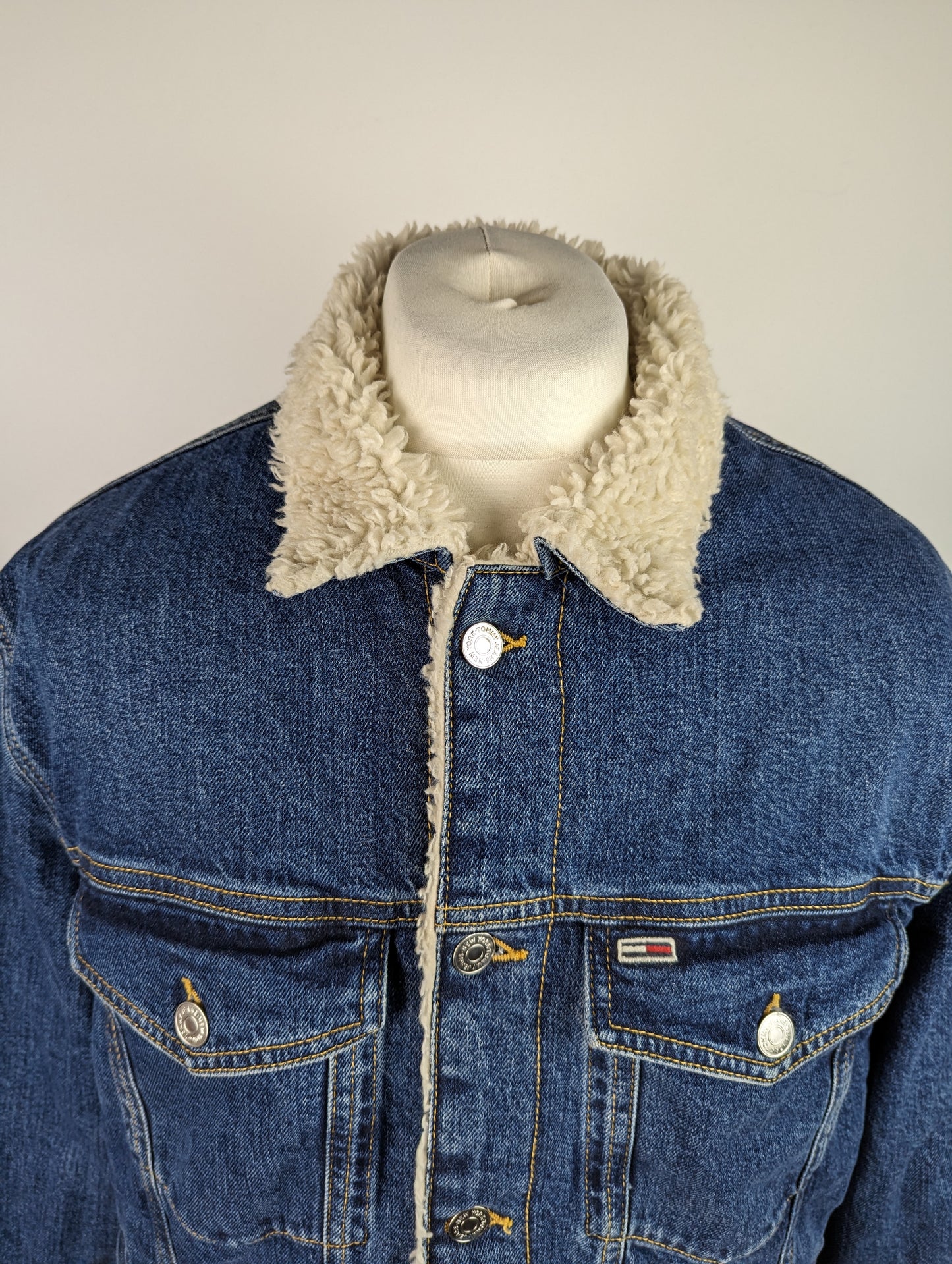 Tommy Jeans Mens Oversized Sharp Trucker Denim Jacket - Blue