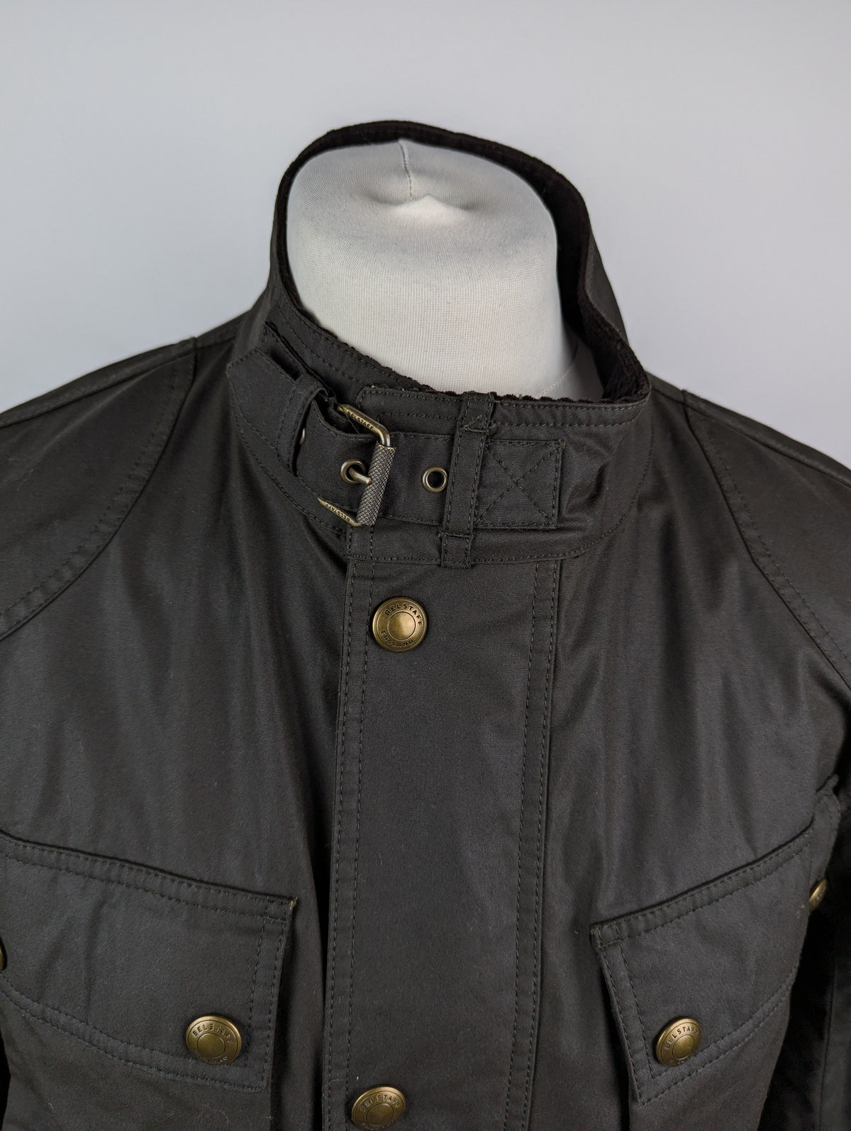 BELSTAFF Fieldmaster Waxed Jacket Mens - In Faded Olvie