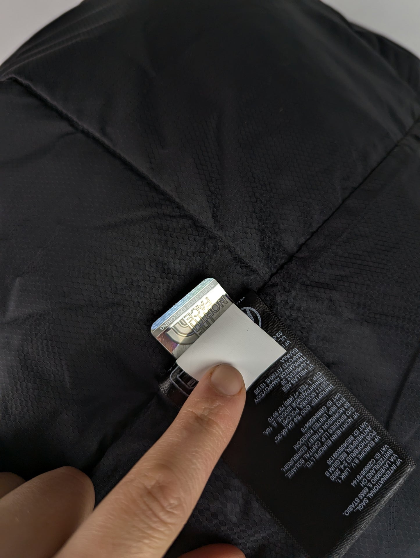 The North Face Mens Quest Baffle Synthetic Jacket - Black
