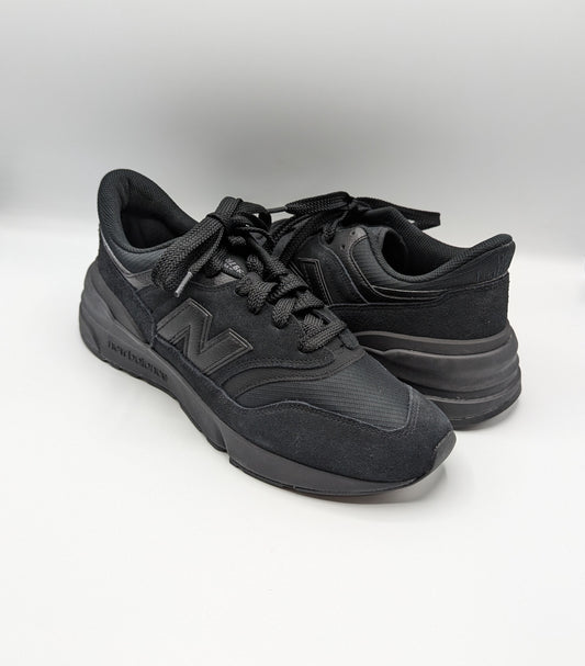 New Balance NB 977R Trainers Mens - Black