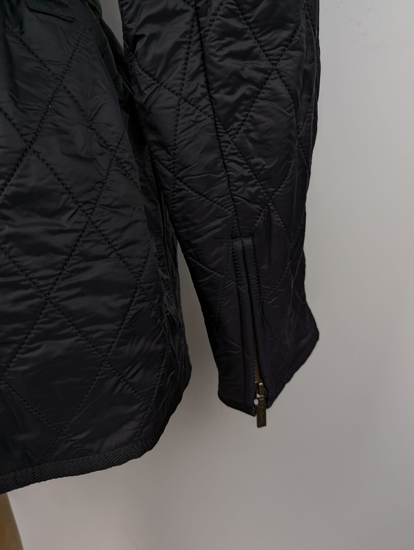 BARBOUR INTERNATIONAL Womens International Polarquilt Jacket - Black
