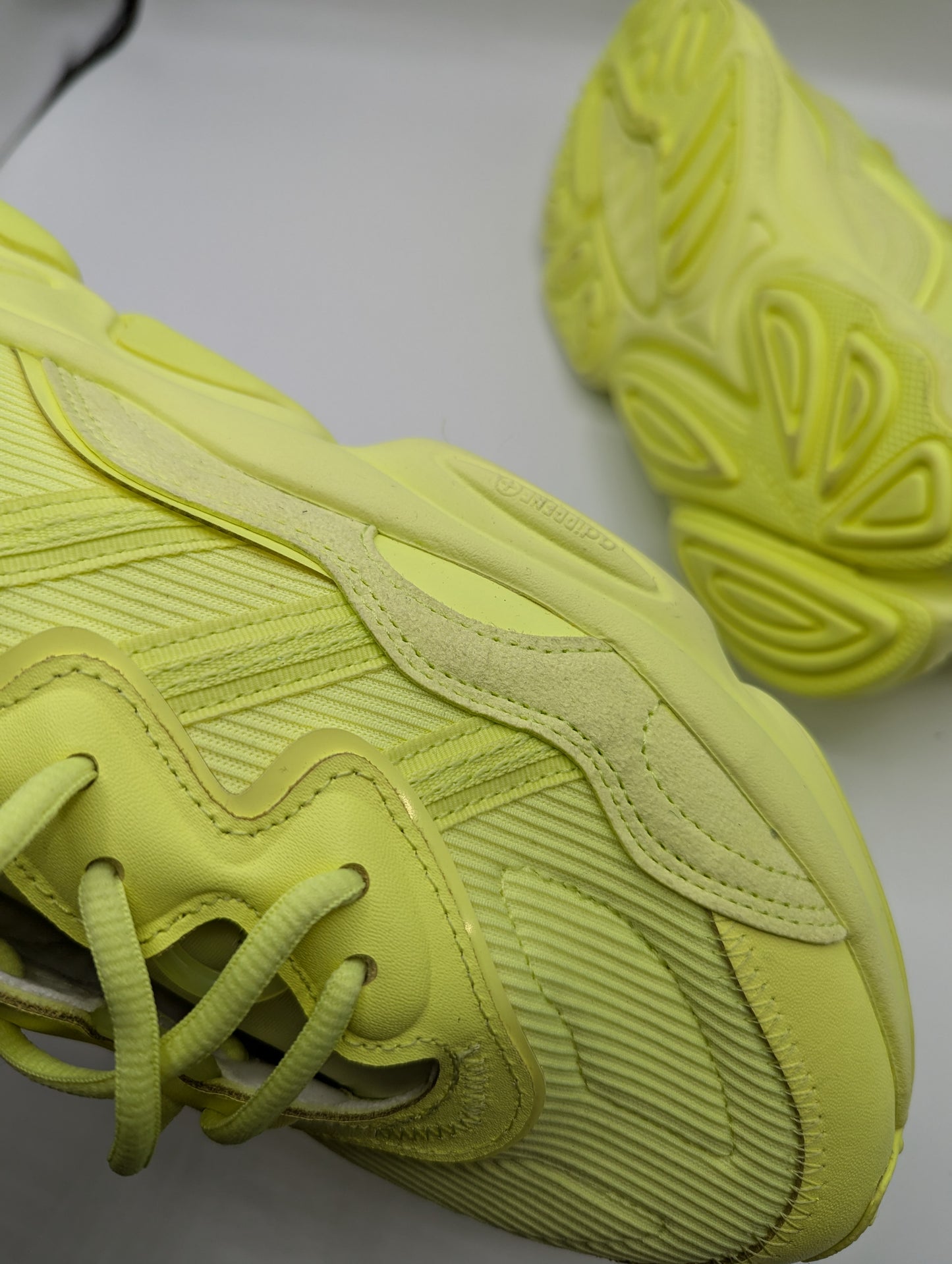 Adidas Mens Ozweego Trainers - Frozen Yellow