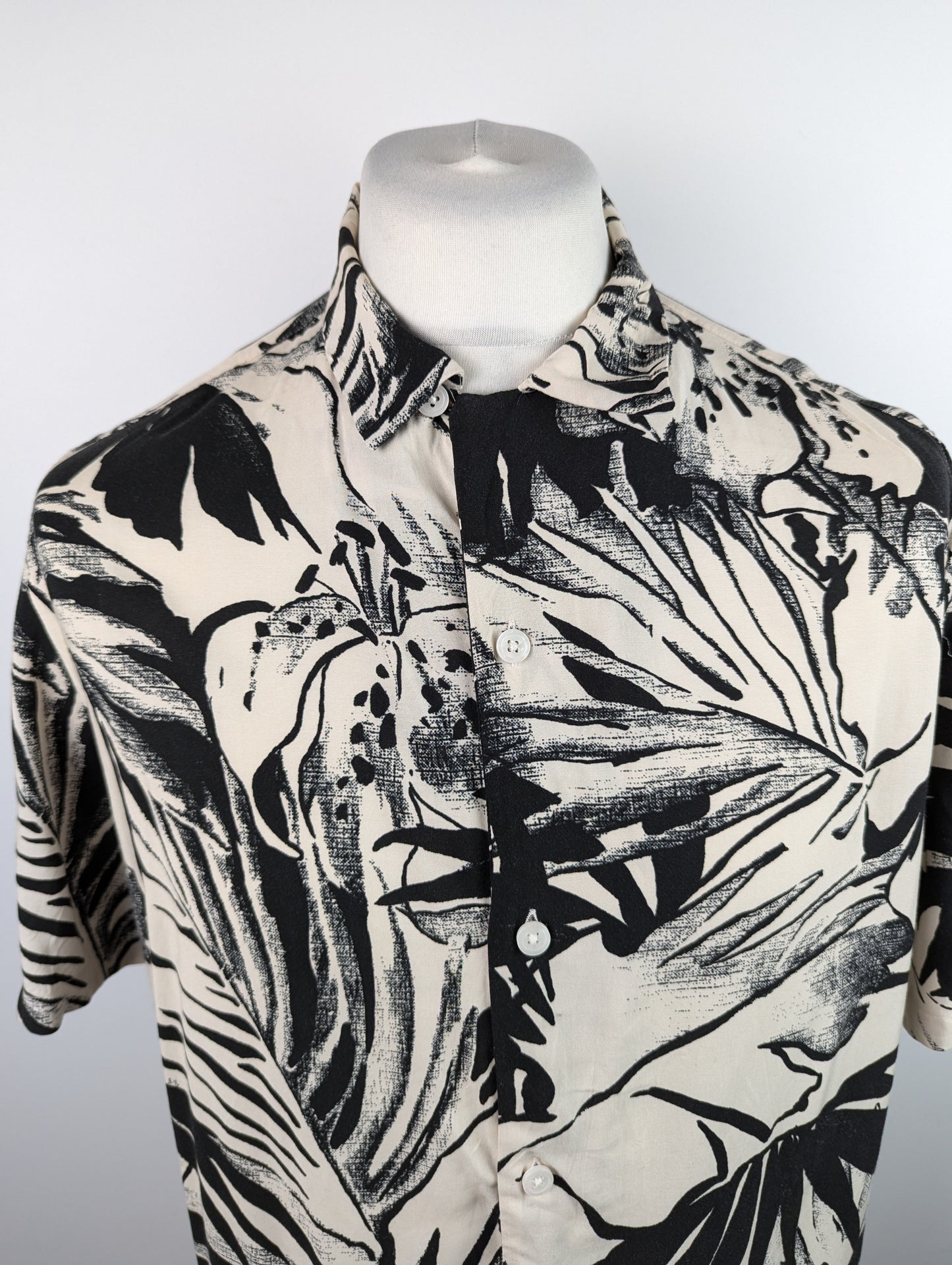 AllSaints lanai palm short sleeve print shirt - Black/White