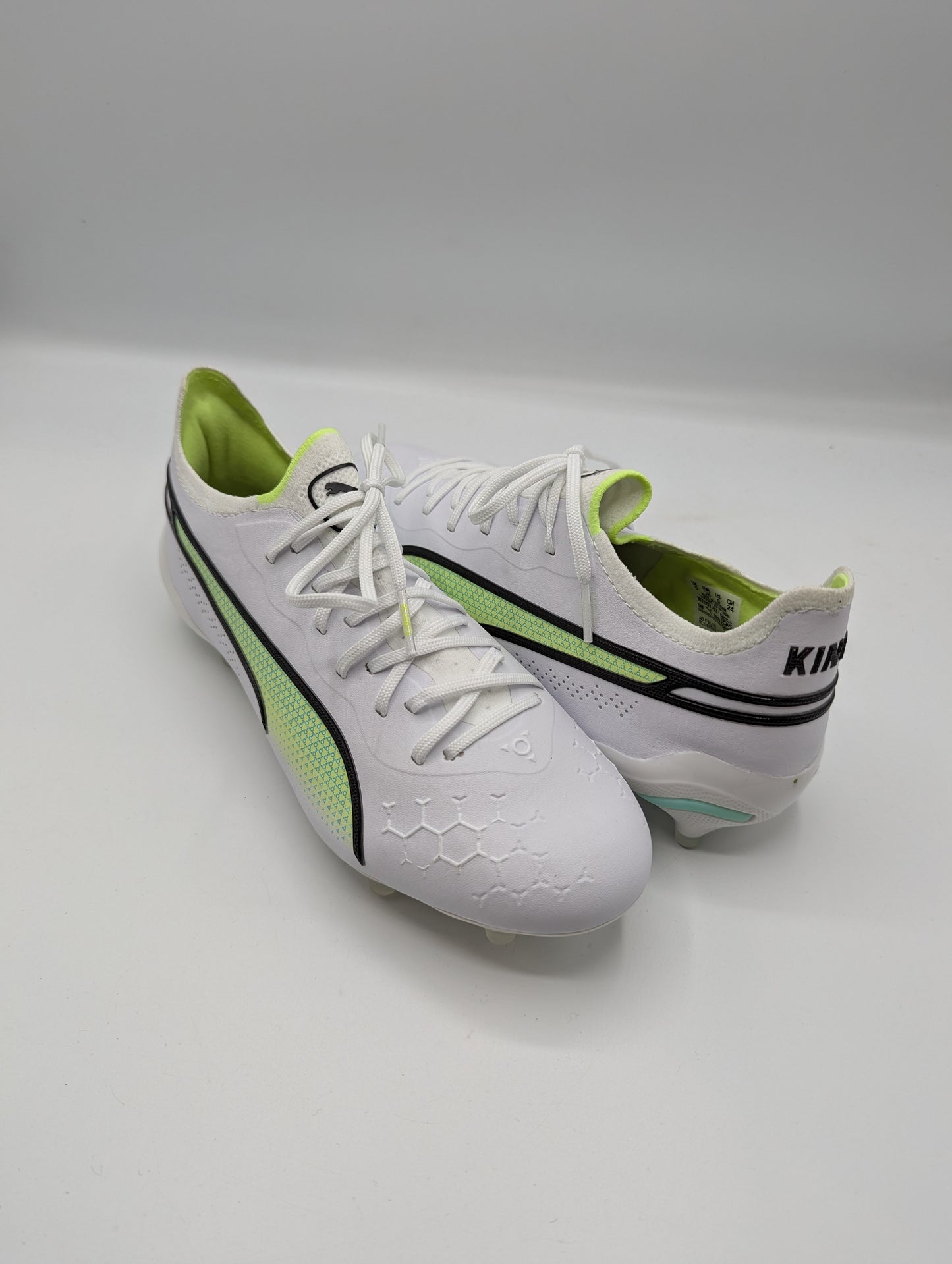 Puma King .1 Firm Ground Football Boots Junior- White / Yellow