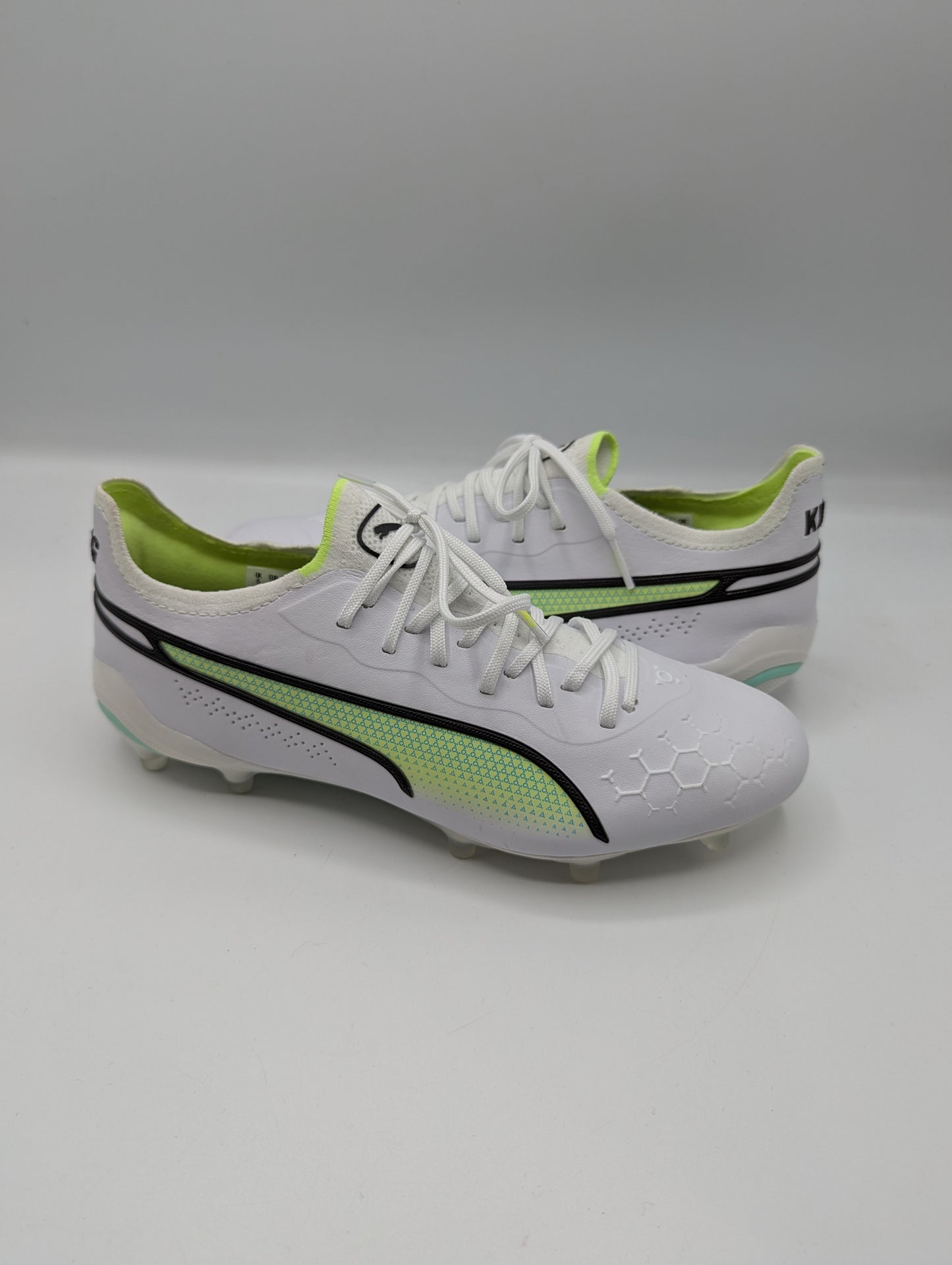 Puma King .1 Firm Ground Football Boots Junior- White / Yellow