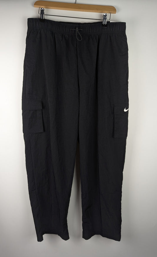 Nike Mens High-Rise Woven Cargo Pants - Black