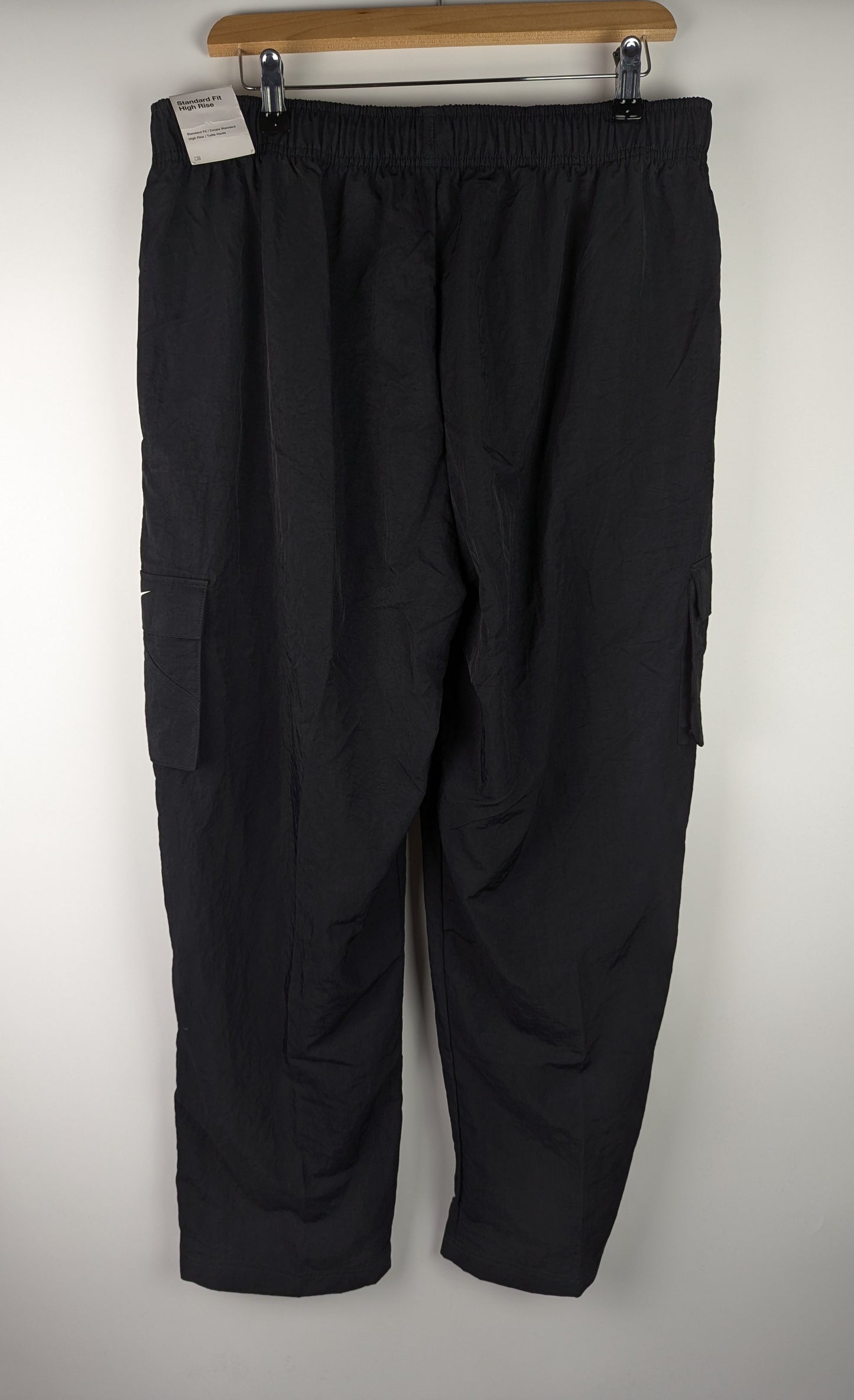Nike Mens High-Rise Woven Cargo Pants - Black