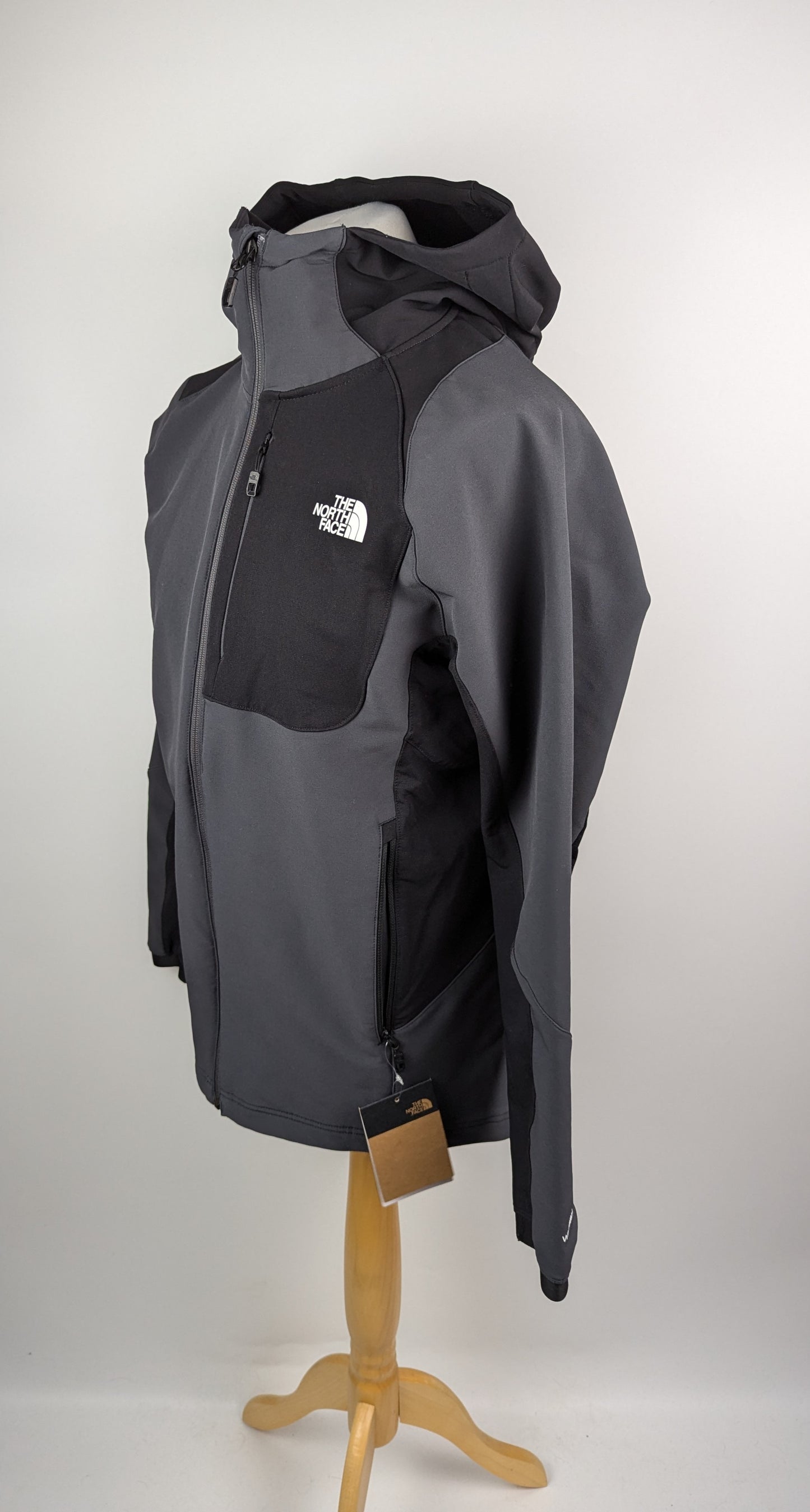 THE NORTH FACE Men’s Athletic Outdoor Softshell Hooded Jacket - Grey / Black