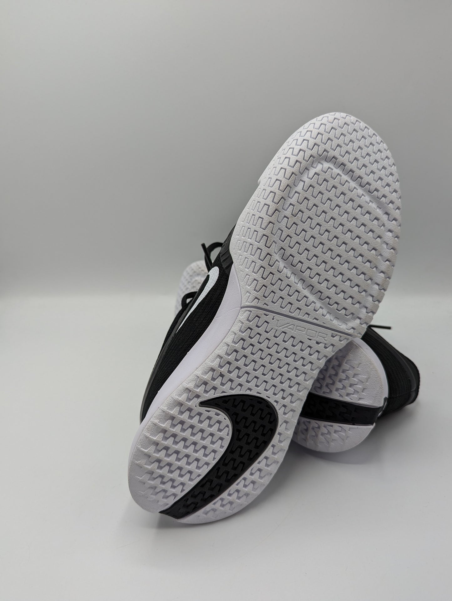 Nike Vapor Pro 3 Tennis Shoes Womens - Black / White