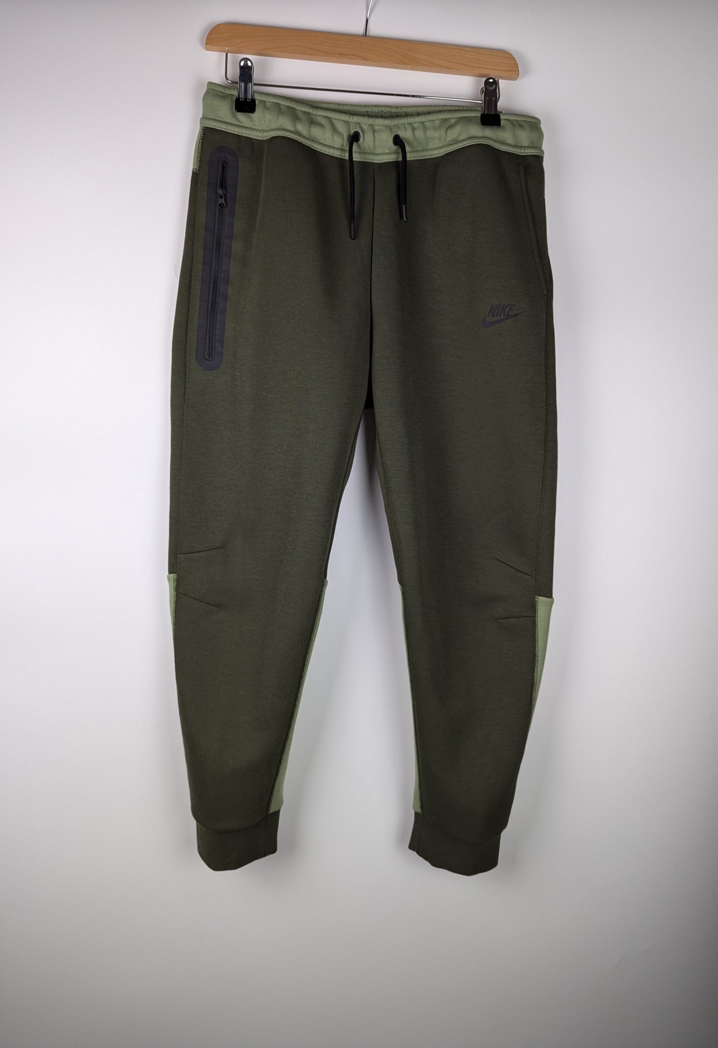 Nike Sportswear Tech Fleece Big Kids' Pants - Green