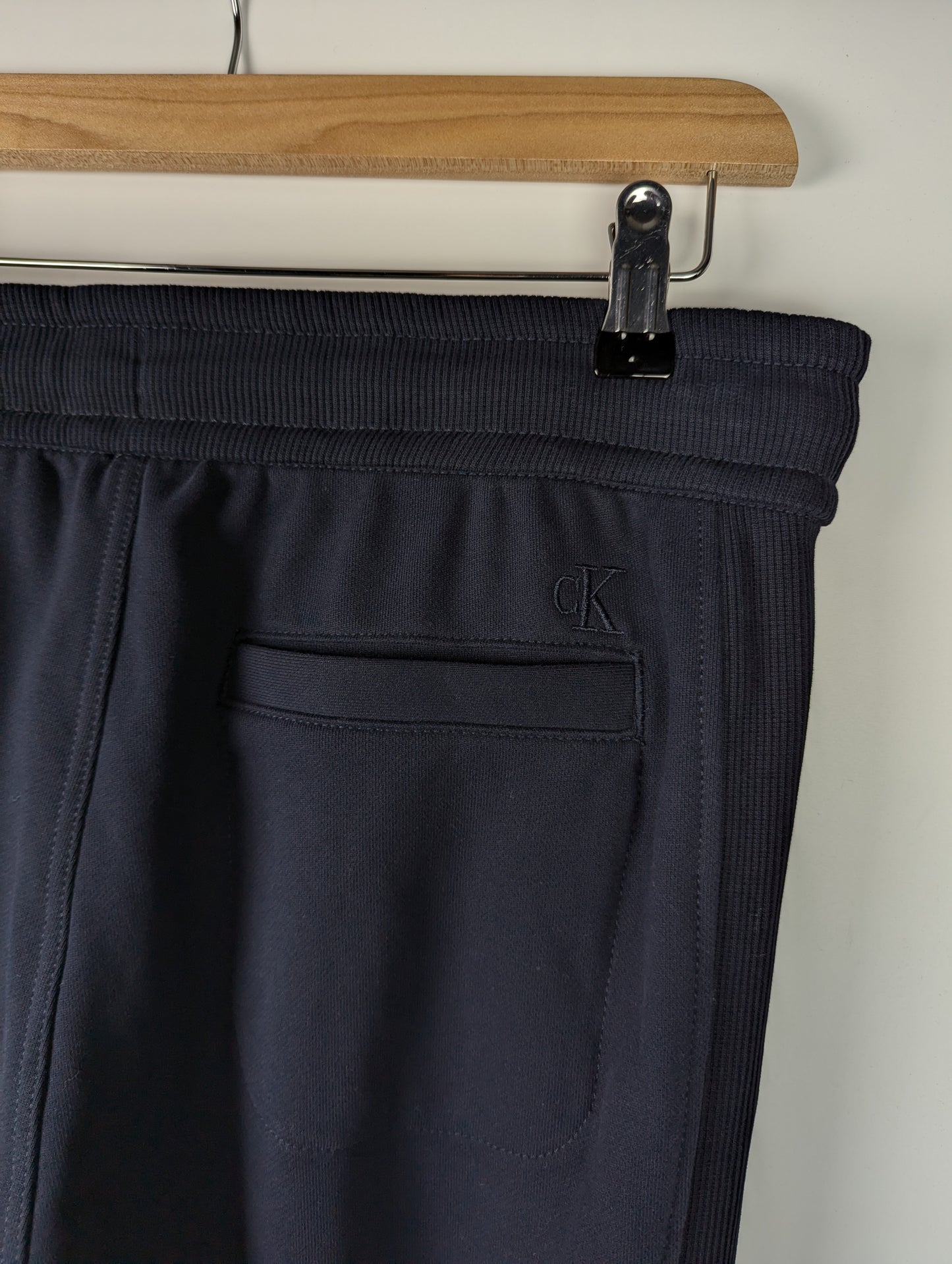 Calvin Klein Jeans Logo-Patch Track Pants - Navy