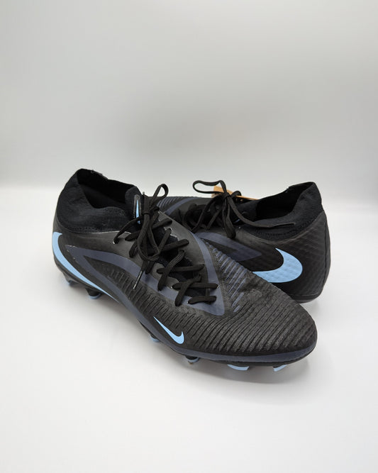 Nike Phantom 6 Academy Adults Firm Ground Football Boots - Black