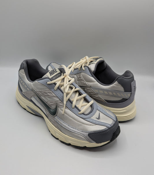 Nike Initiator Men's Running Shoes - Bone / Grey