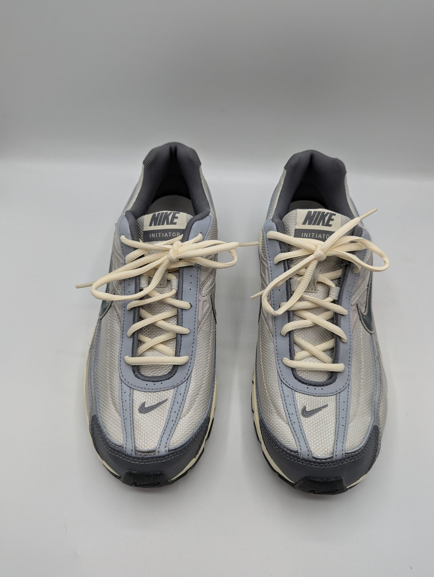 Nike Initiator Men's Running Shoes - Bone / Grey