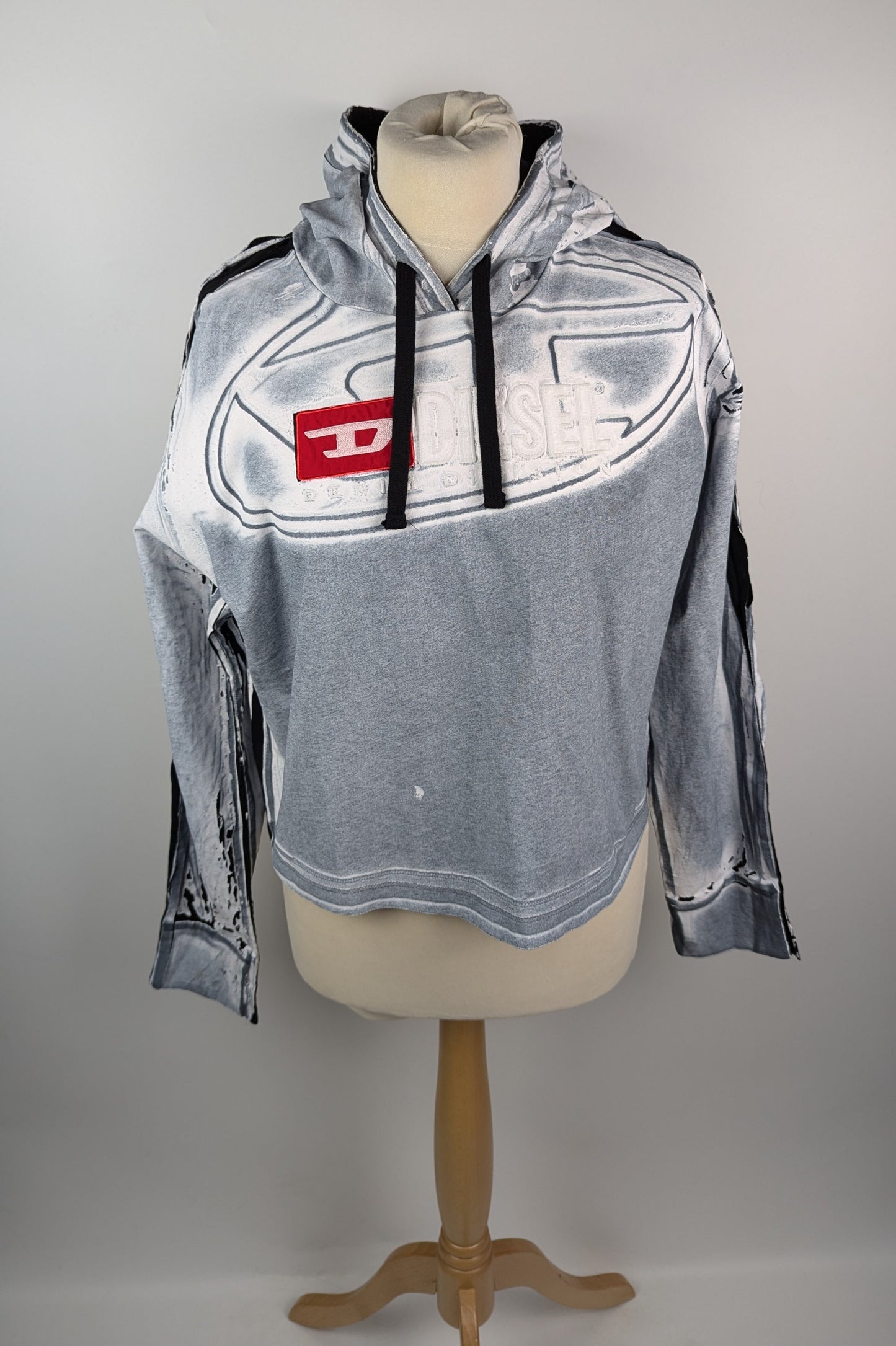 Diesel ‘F-CARLYE’ cropped hoodie Womens- Grey / Silver / Black