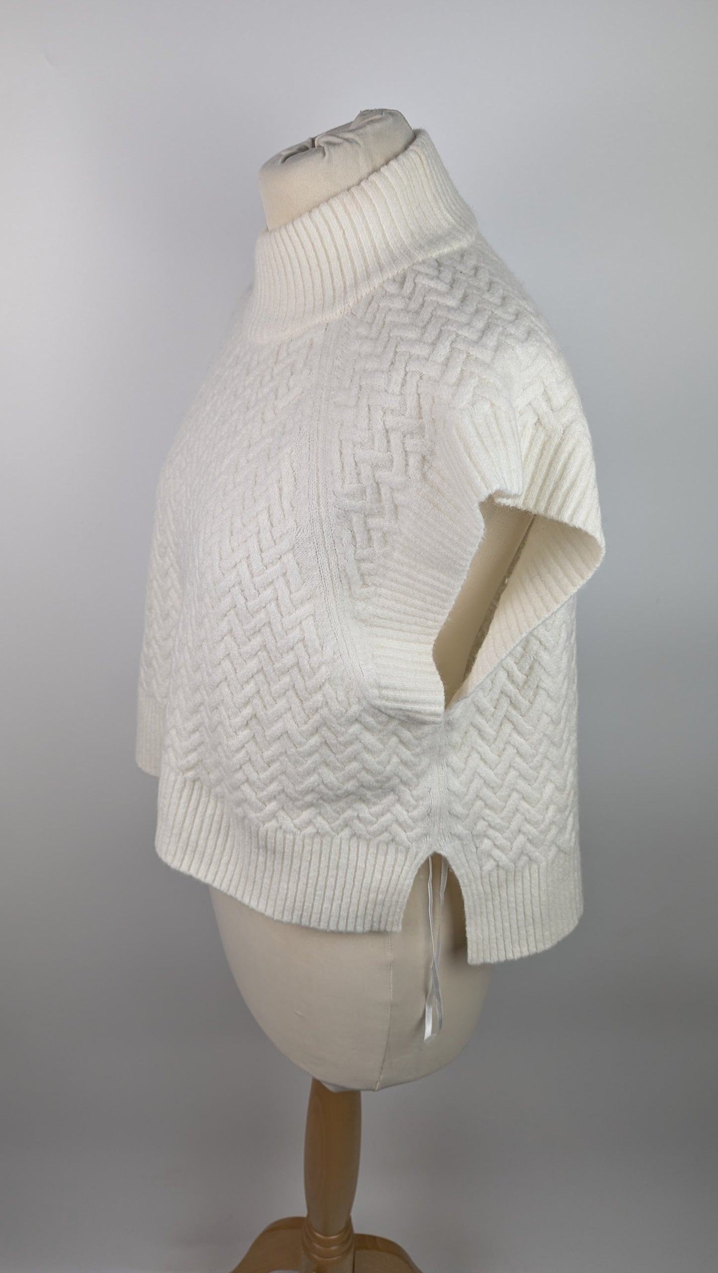 Ted Baker Knitted Vest - White Ivory