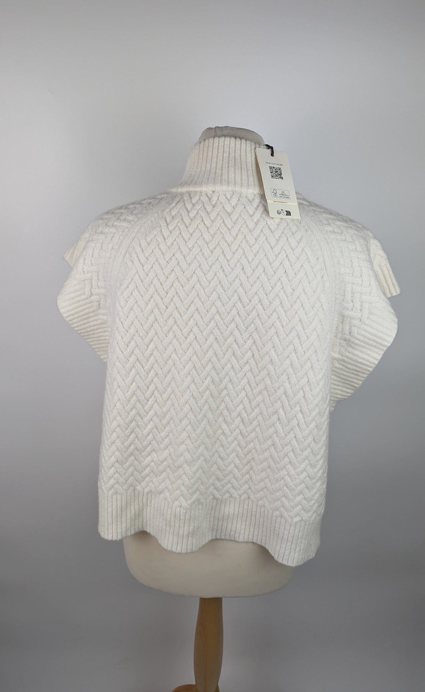 Ted Baker Knitted Vest - White Ivory