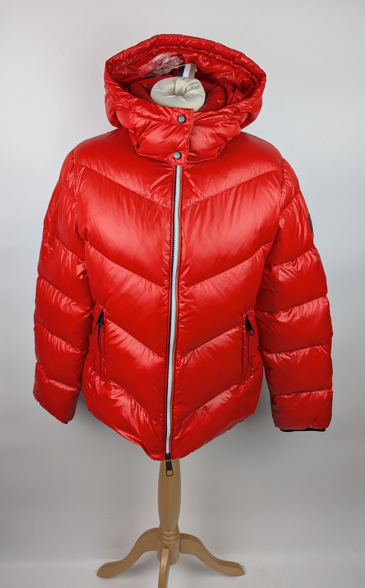 BOSS Women's Pepule2 puffer Jacket- Red