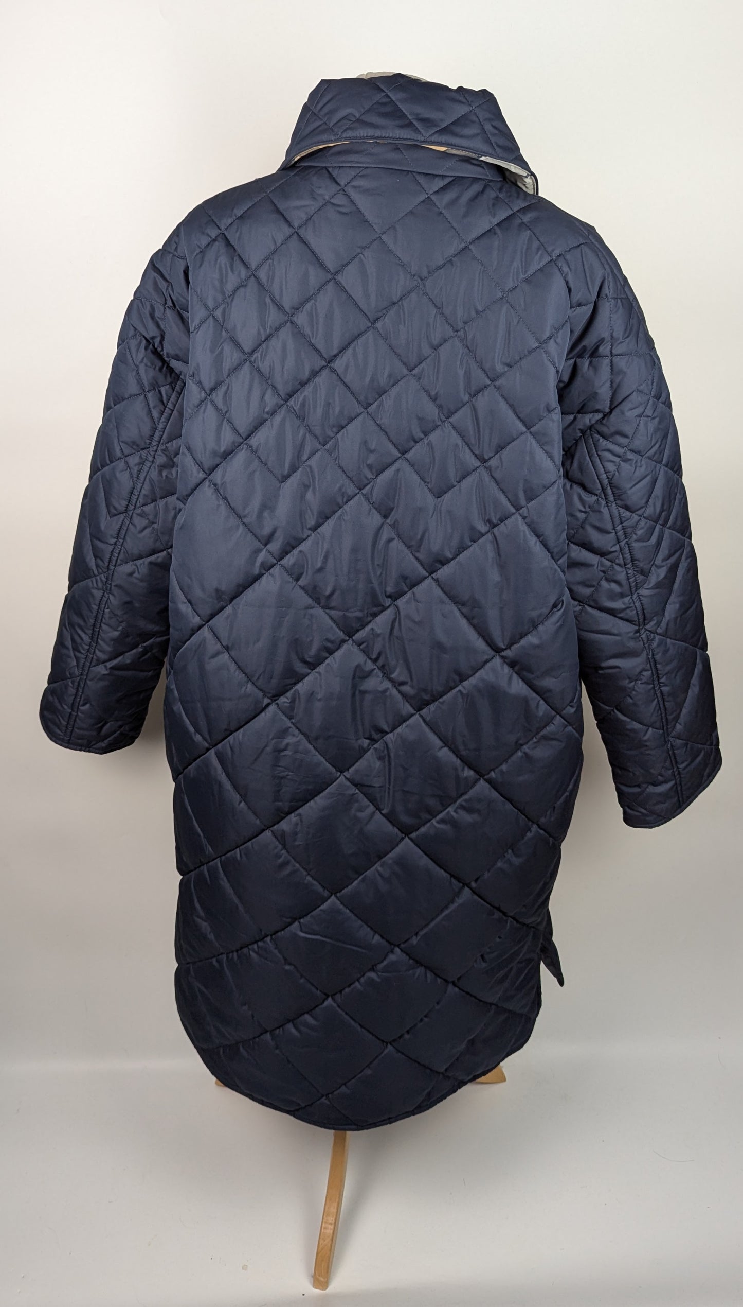 Barbour Cassandra Quilted Jacket Womnes - Navy Blue