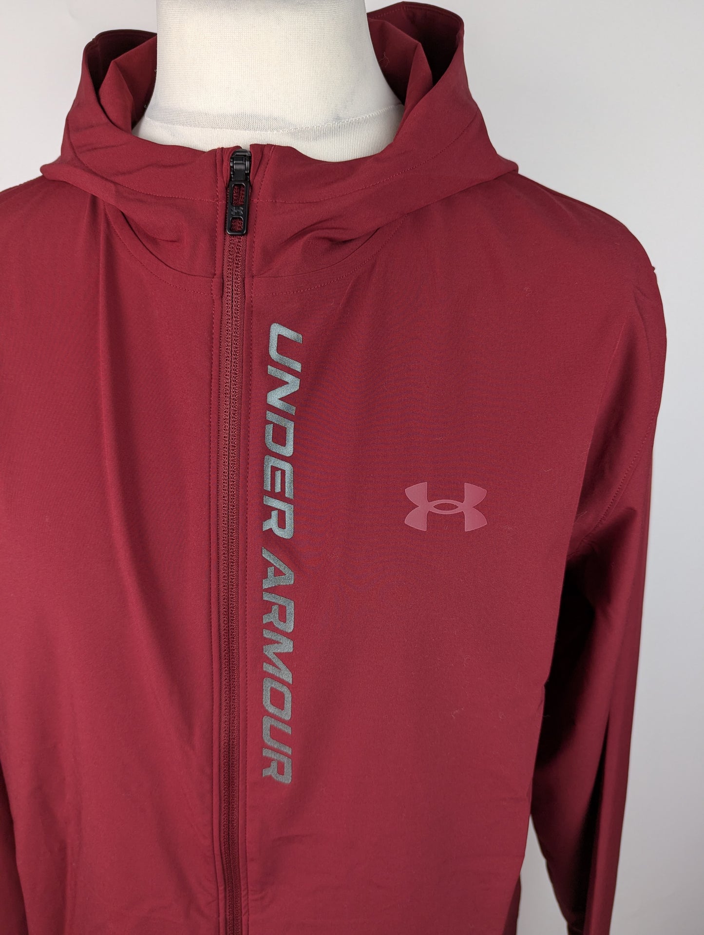 Under Armour Outrun The Storm Performance Jacket - Red