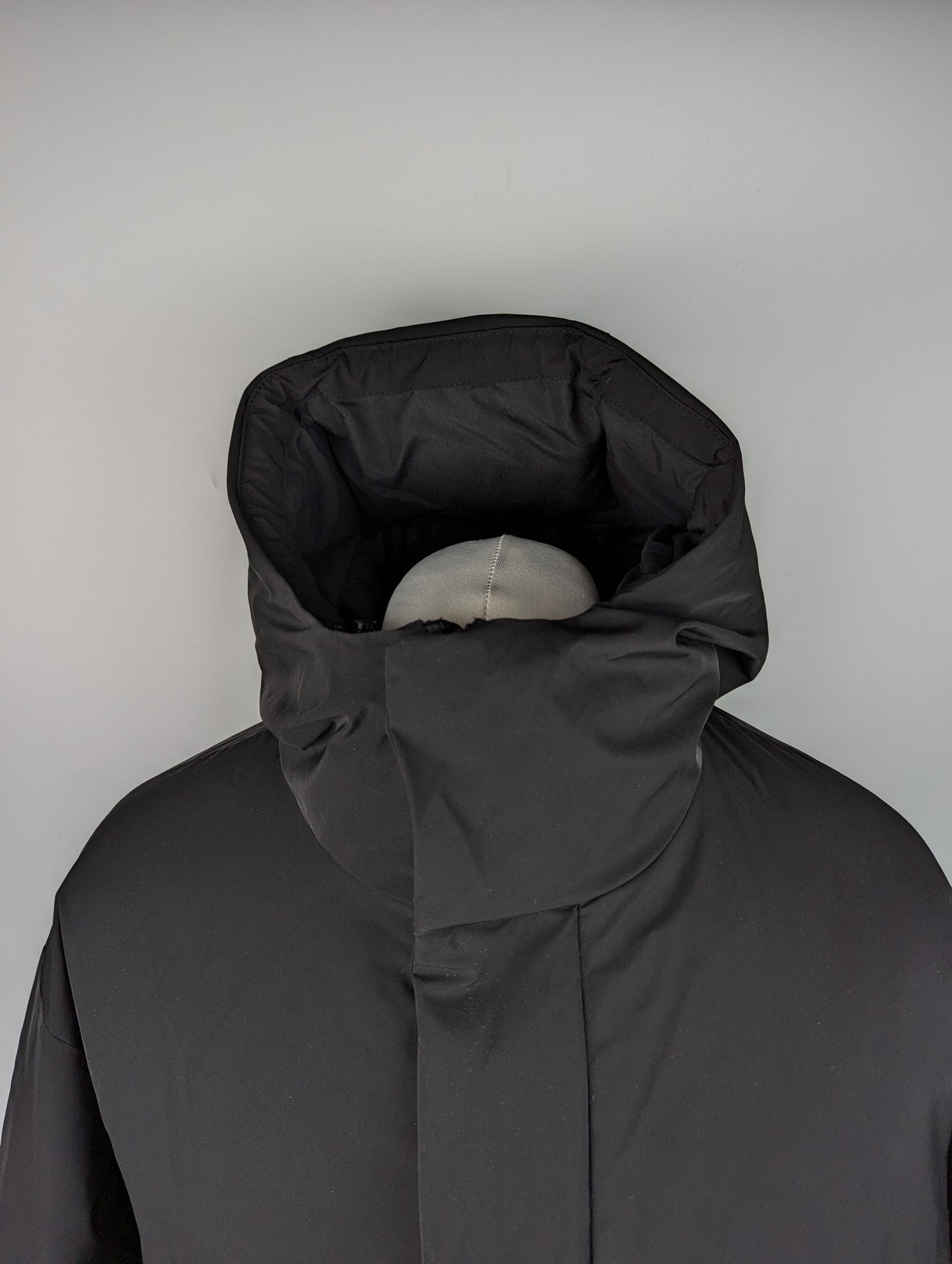 HUGO Mandev Mens Puffer Jacket - Black