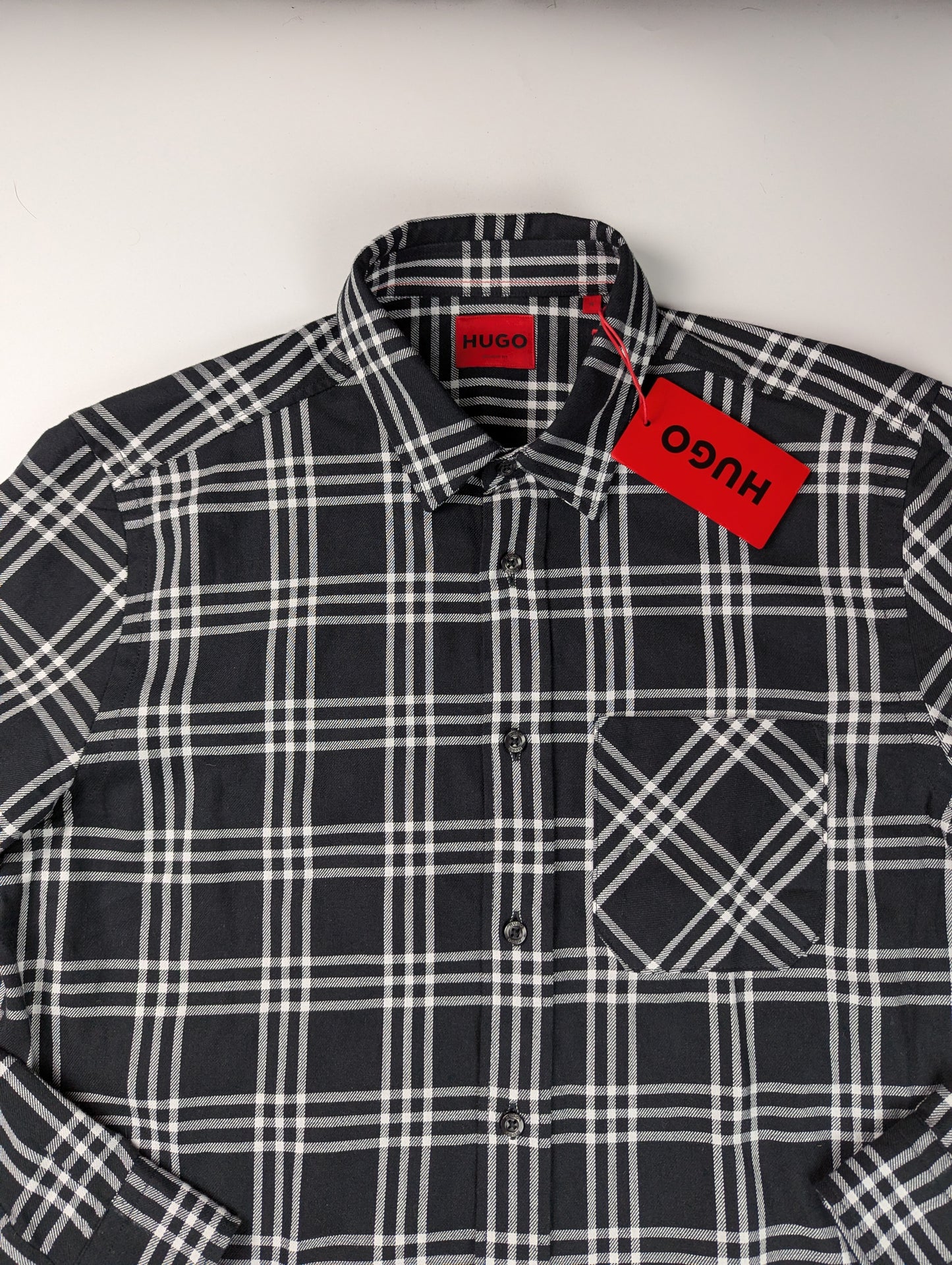 Hugo Men's Emero 01 Long-Sleeve Plain Shirt - Black / White