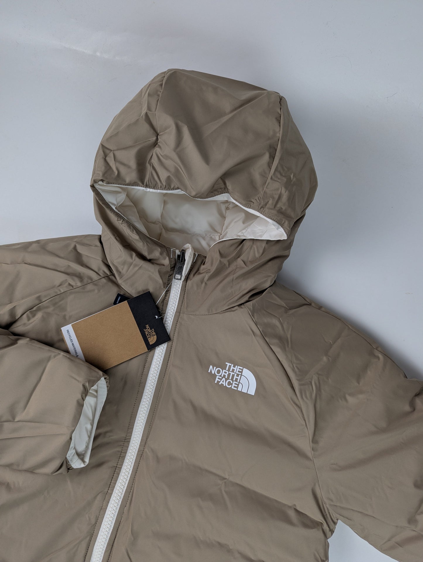 The North Face Girls Reversible Perrito Short Puffer Jacket - White / Beige