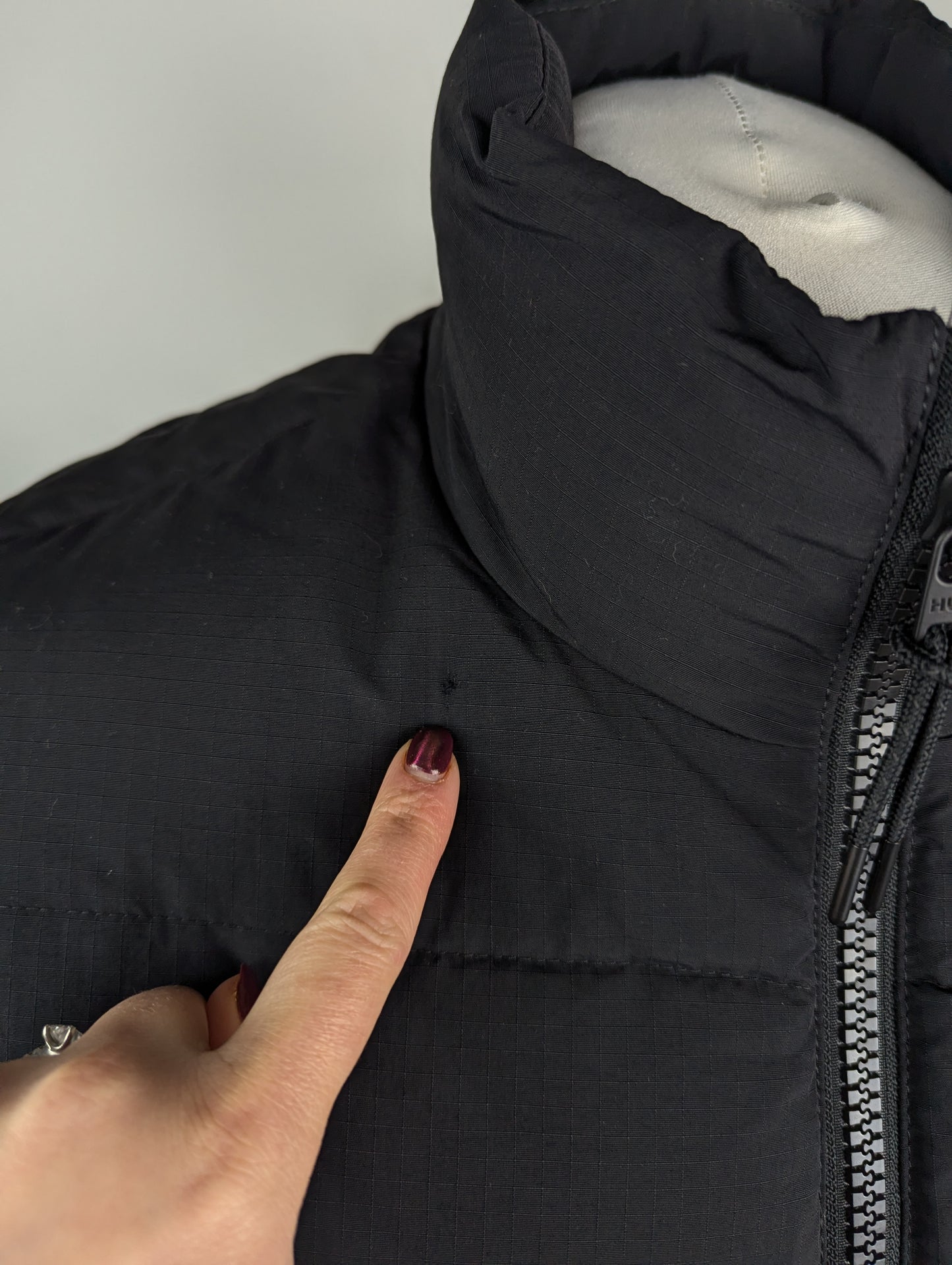 HUGO Mens Baltino 2431 Padded Gilet - Black