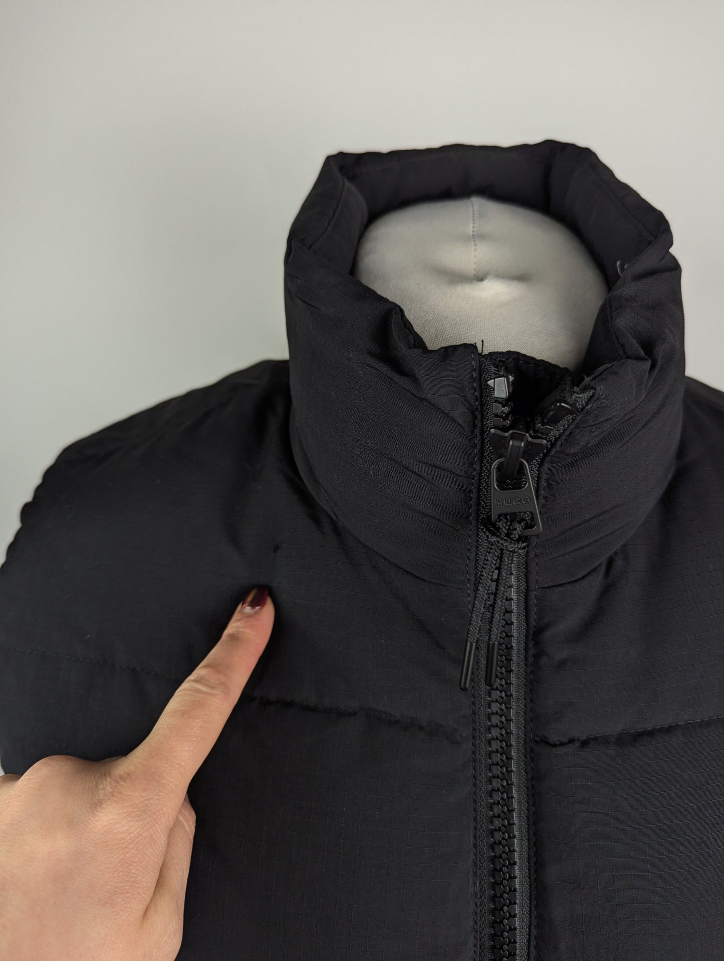 HUGO Mens Baltino 2431 Padded Gilet - Black